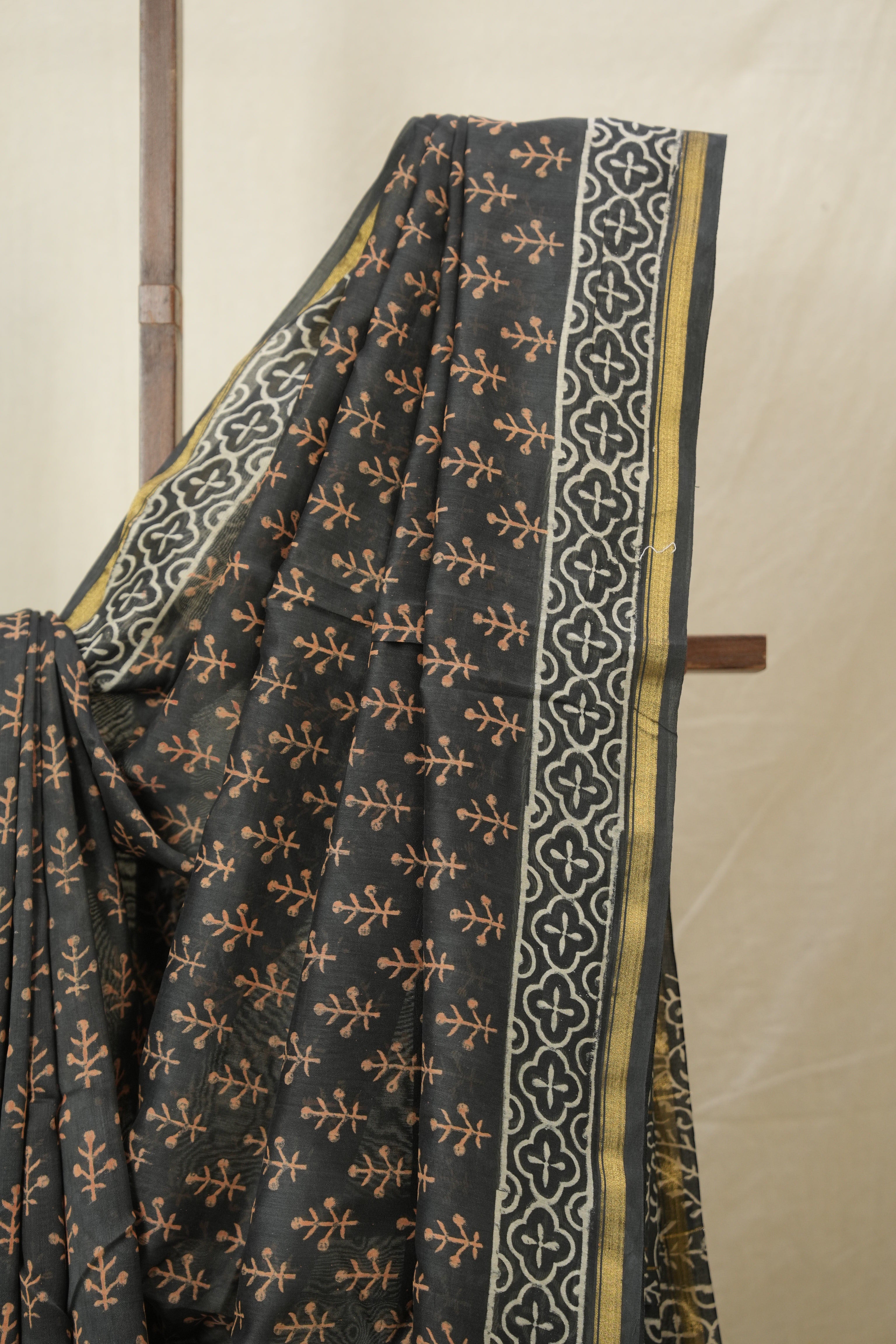 Black Grey HBP Cotton Silk Saree With Chanderi Border - SRBGCSS1551