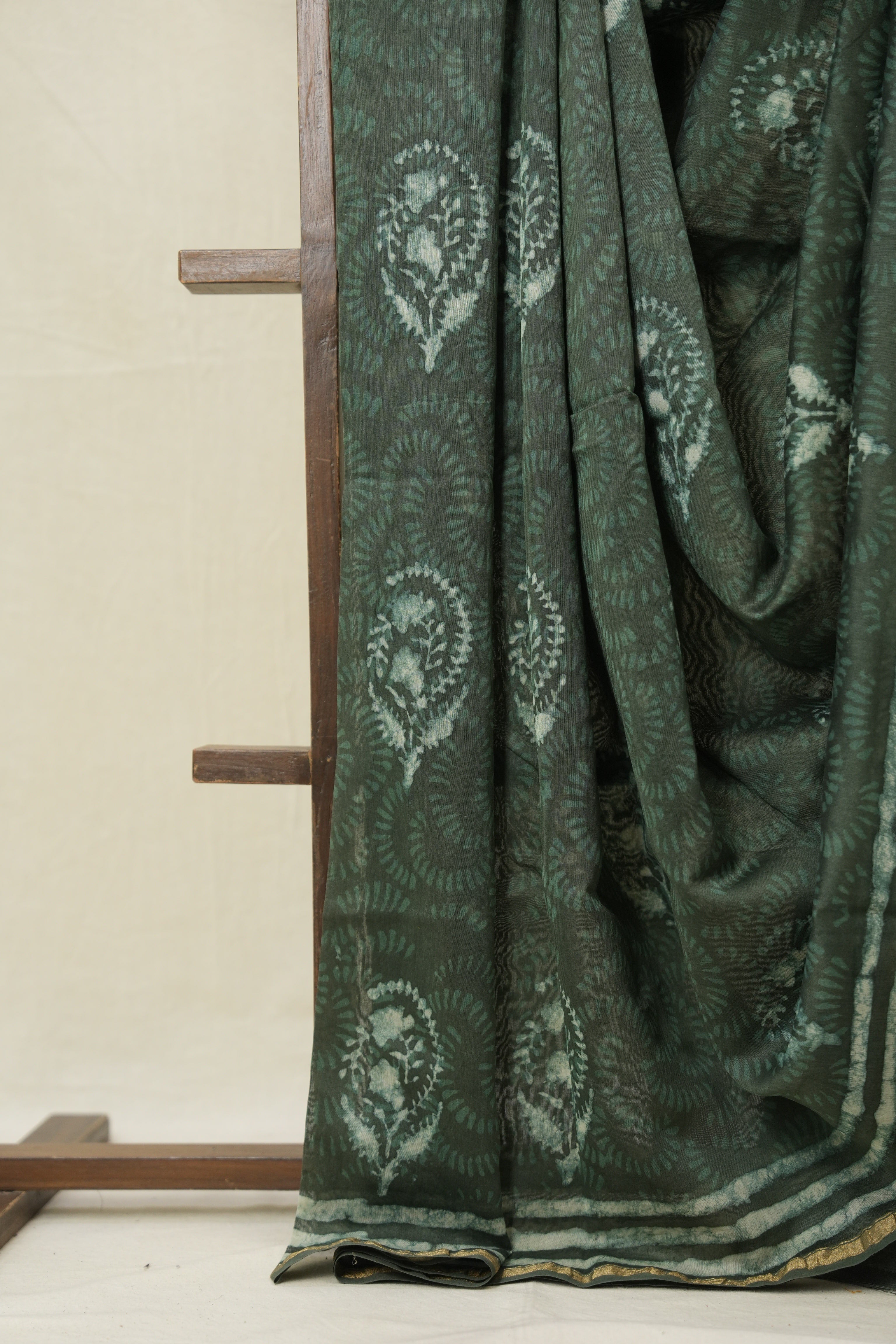Emrald Green HBP Cotton Silk Saree With Chanderi Border - SREGCSS1555
