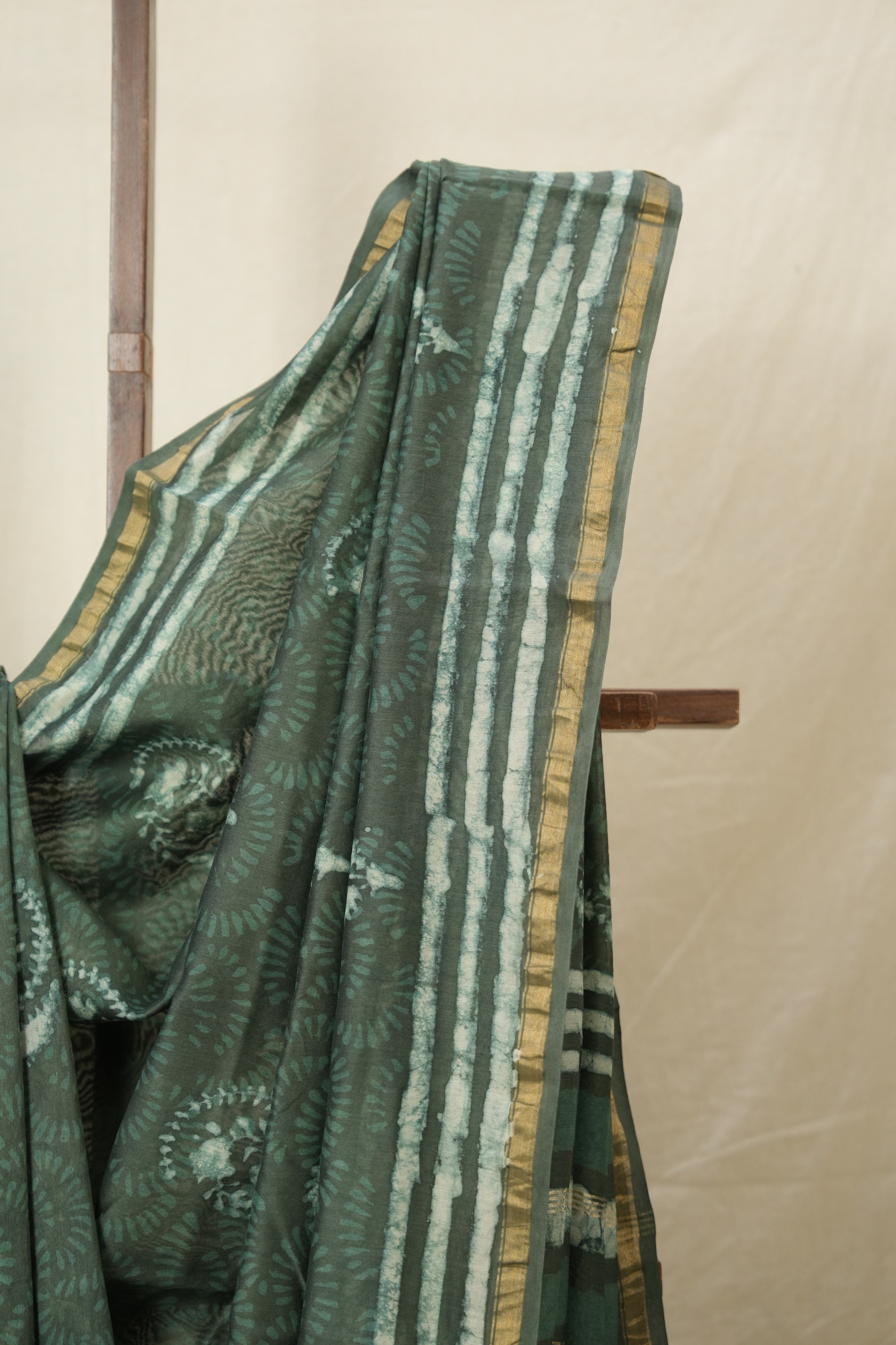 Emrald Green HBP Cotton Silk Saree With Chanderi Border - SREGCSS1555