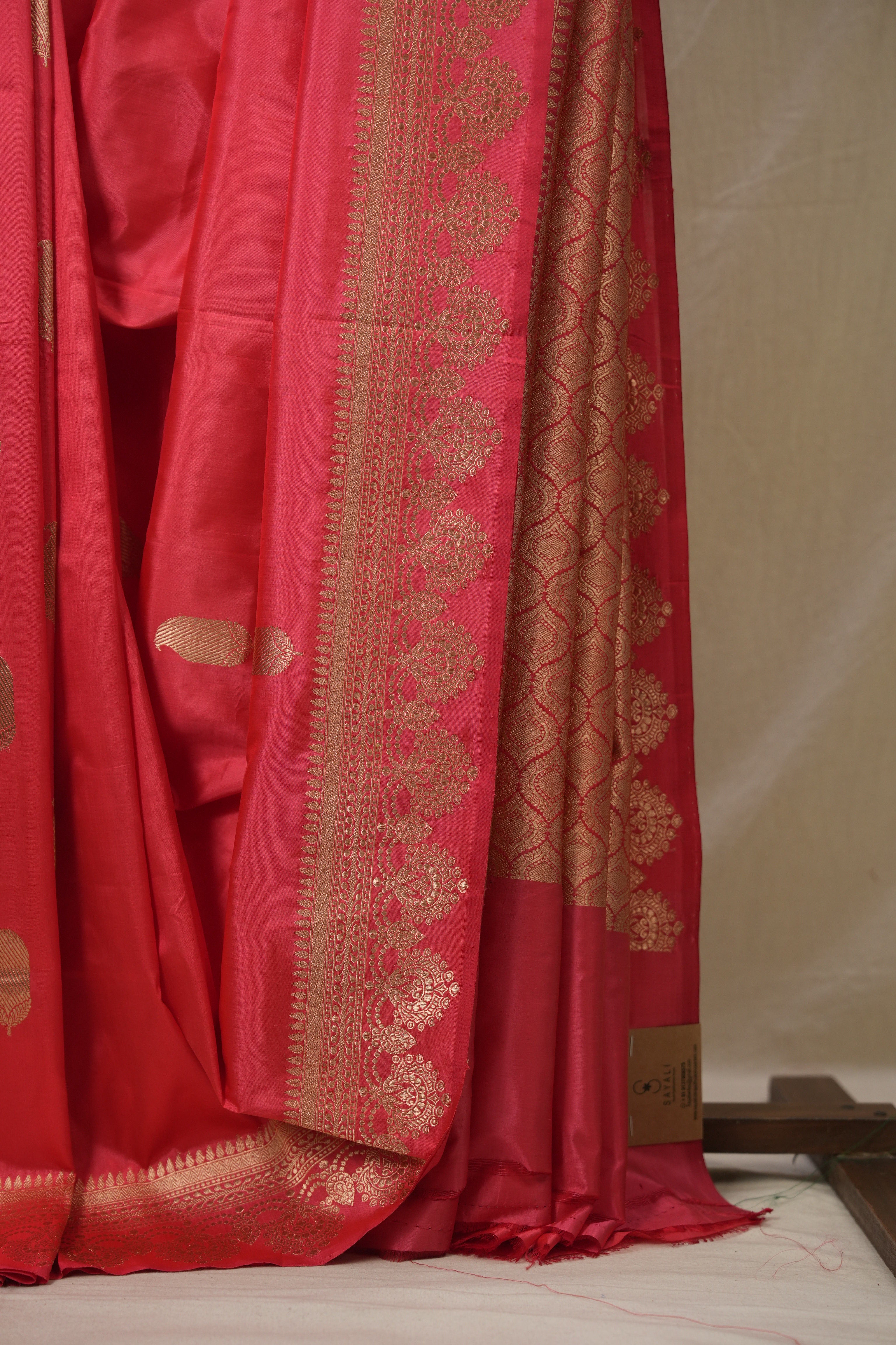Crimson Red Banarasi Silk Saree - SRCRBSS897