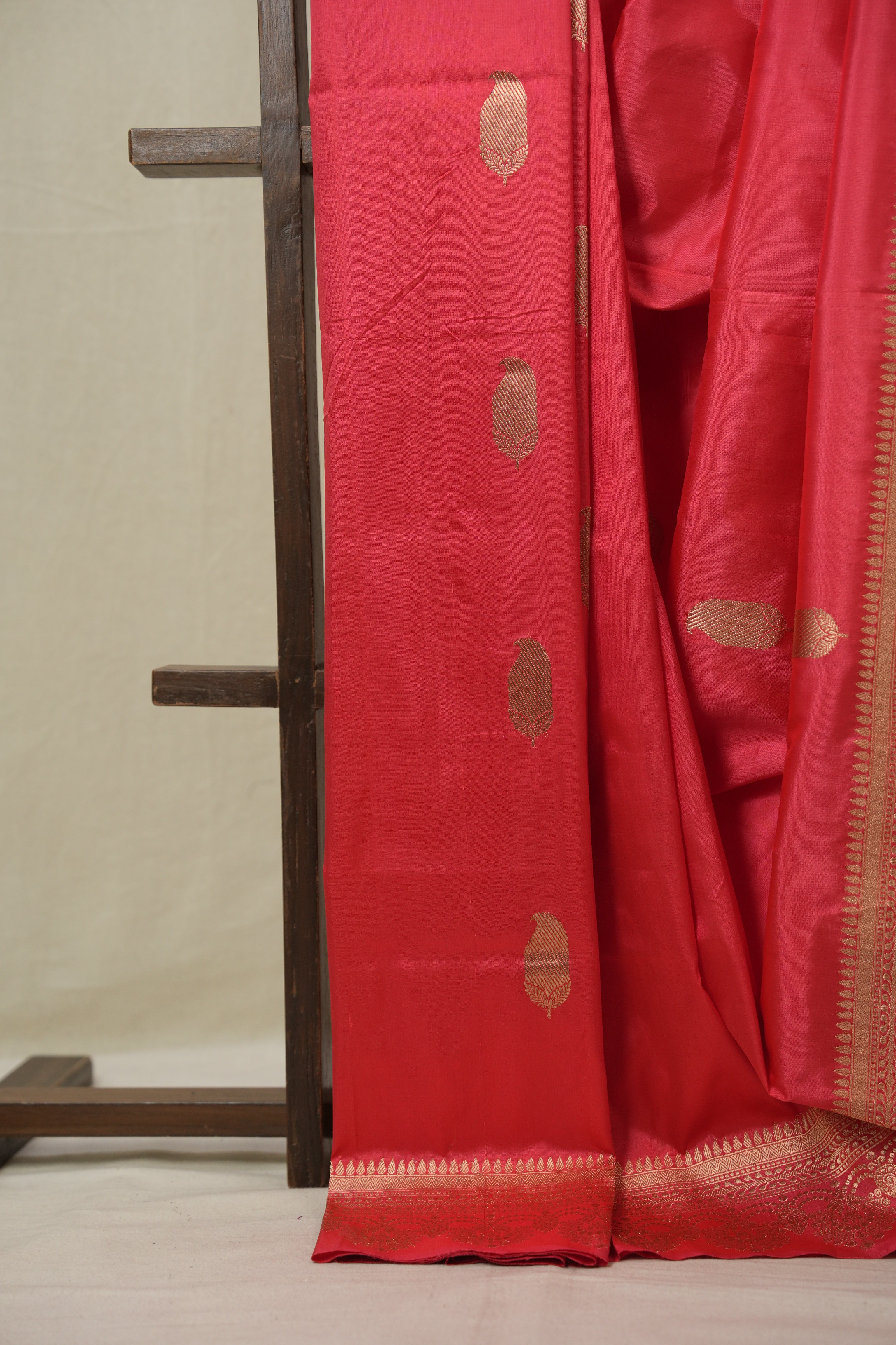 Crimson Red Banarasi Silk Saree - SRCRBSS897