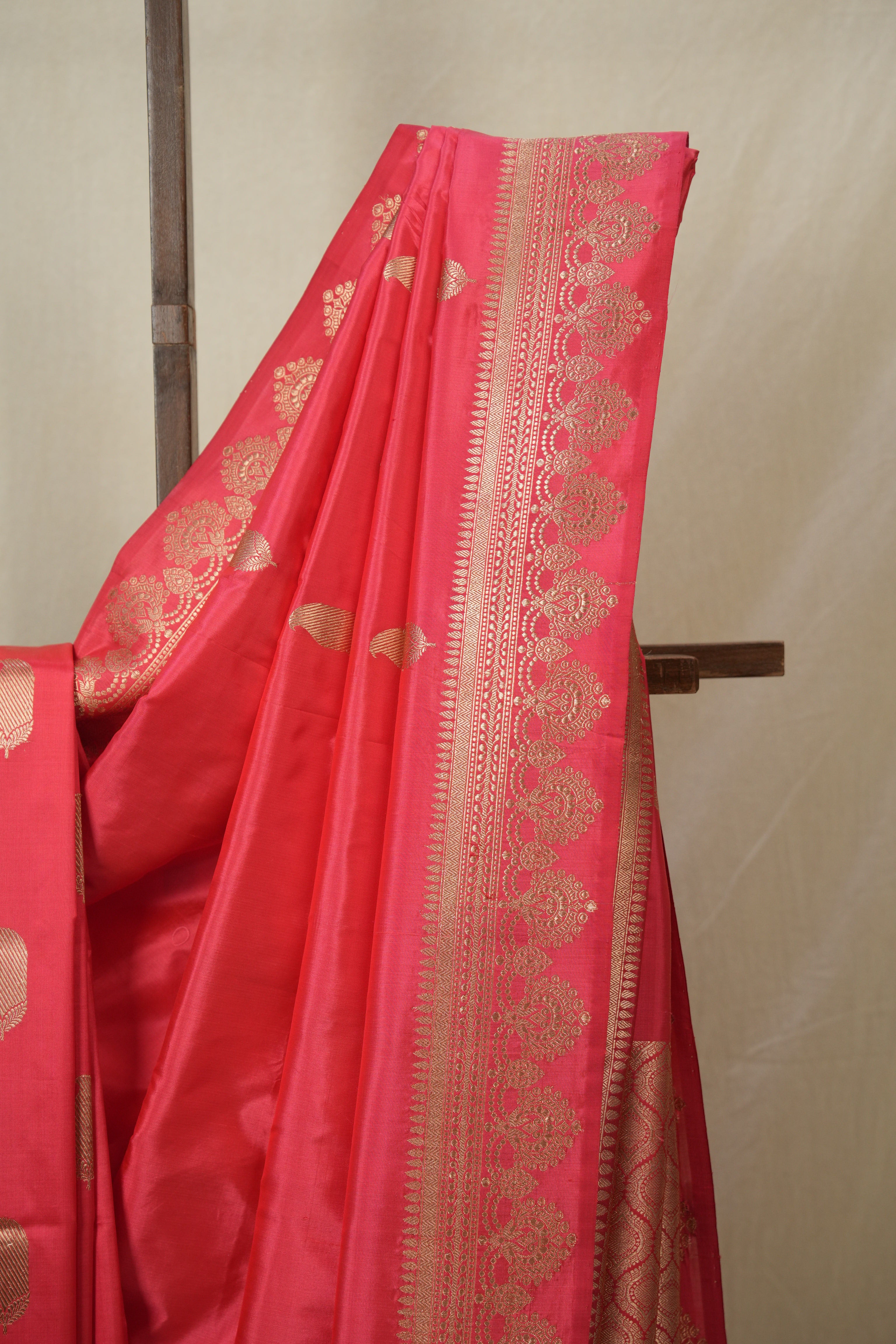 Crimson Red Banarasi Silk Saree - SRCRBSS897