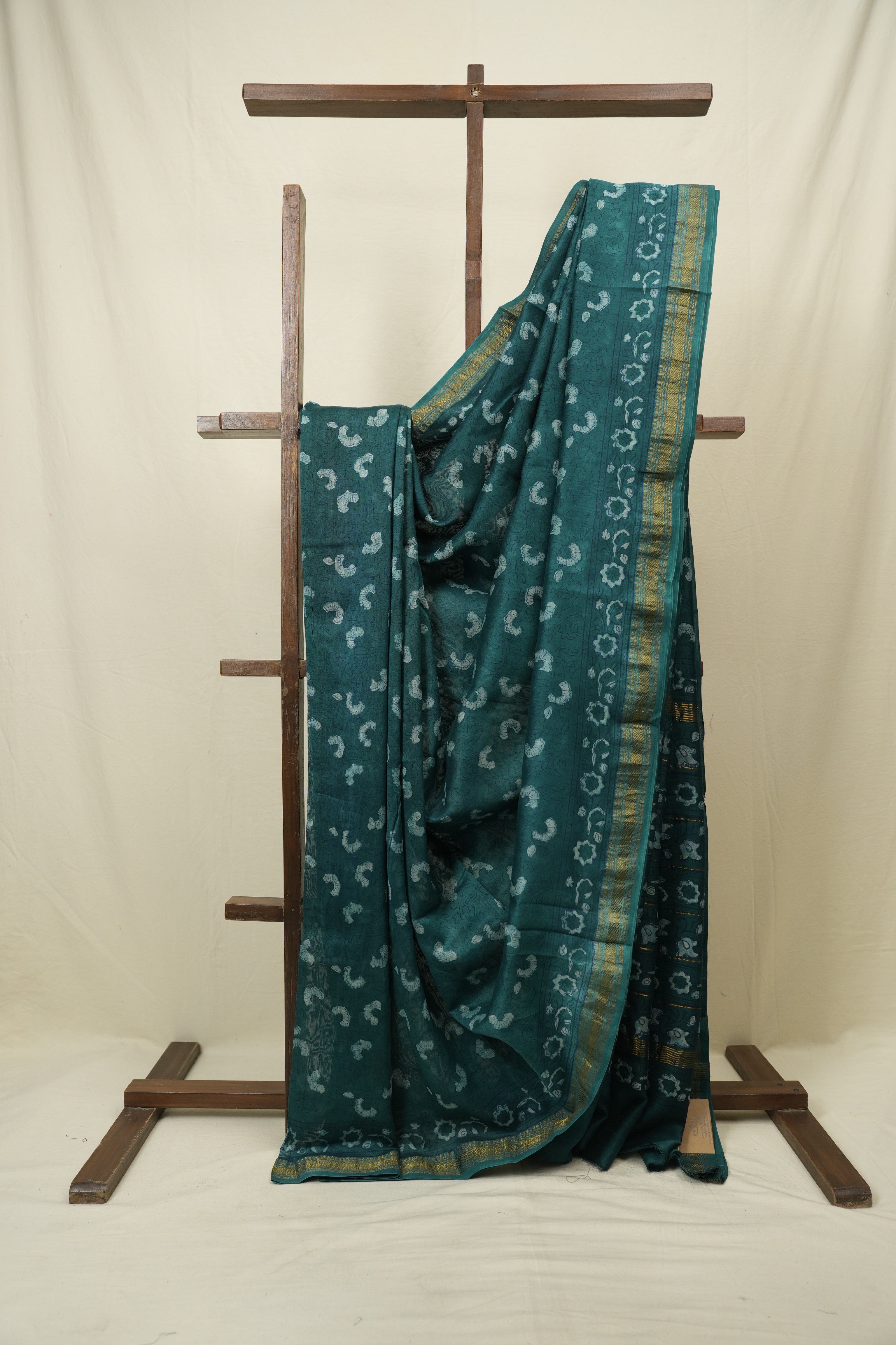 Rama Green HBP Cotton Silk Saree With Maheshwari Border - SRRGCSS1701