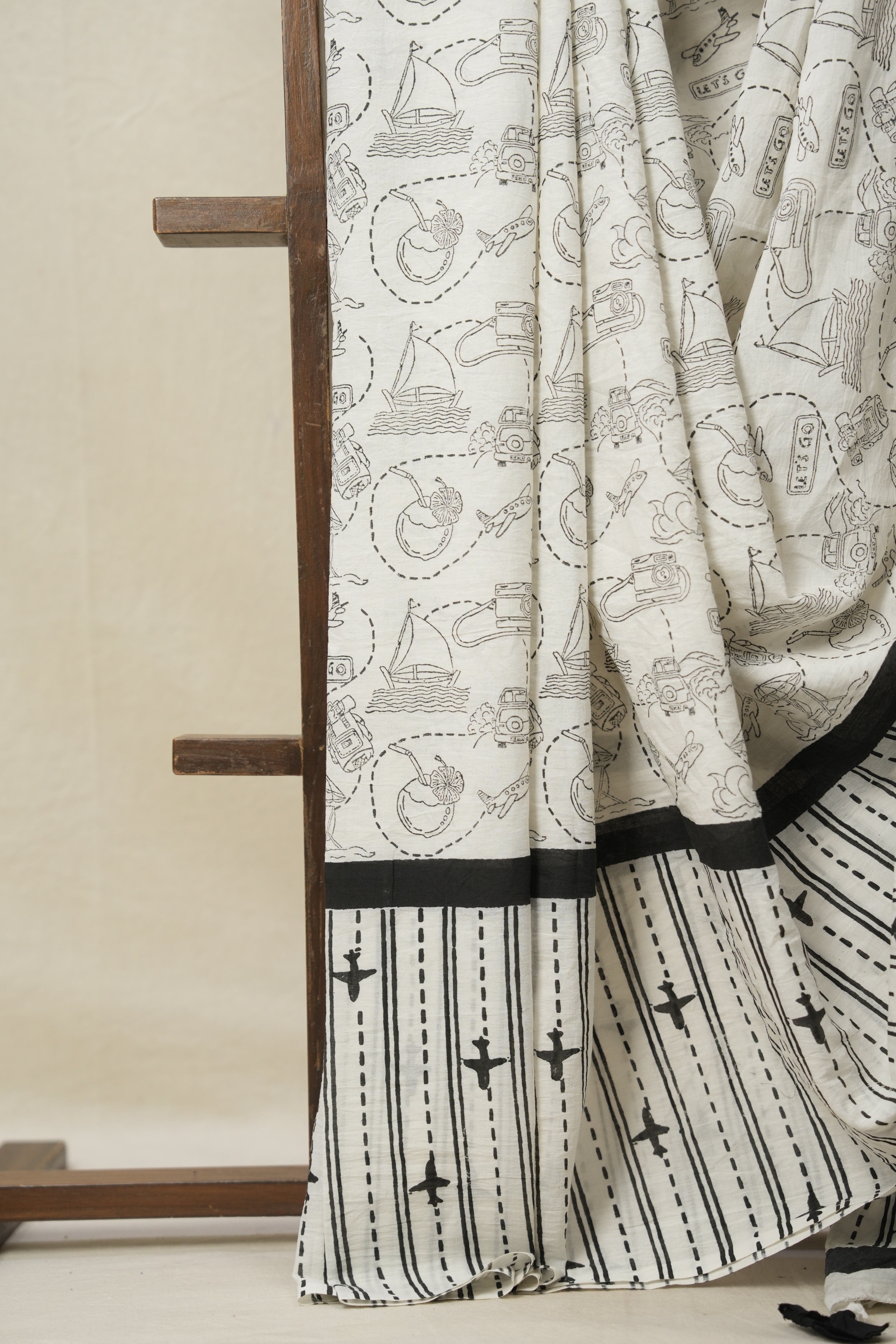 Off White HBP Signature Cotton Saree - SROWSCS19