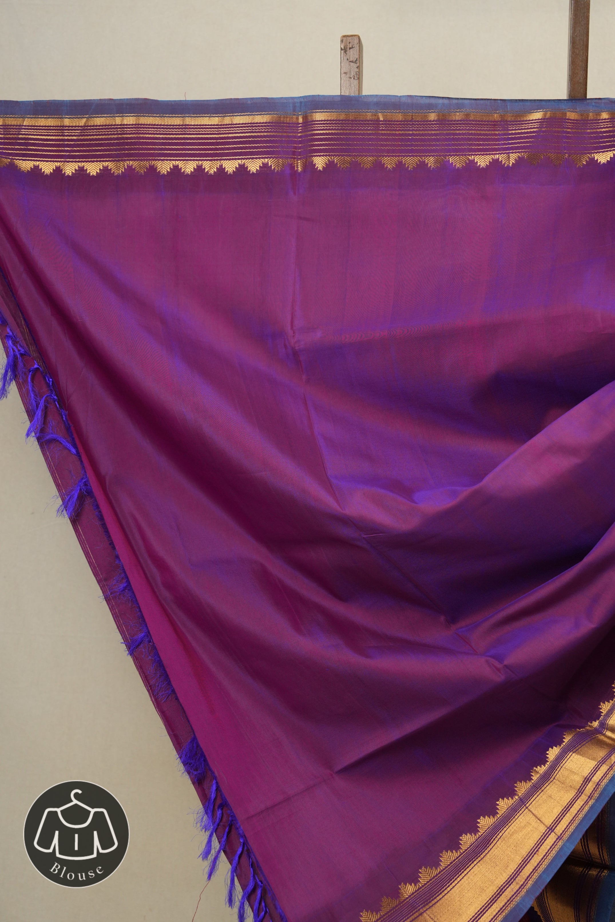 Red Gadwal Cotton Silk Saree - SRRGCSS195