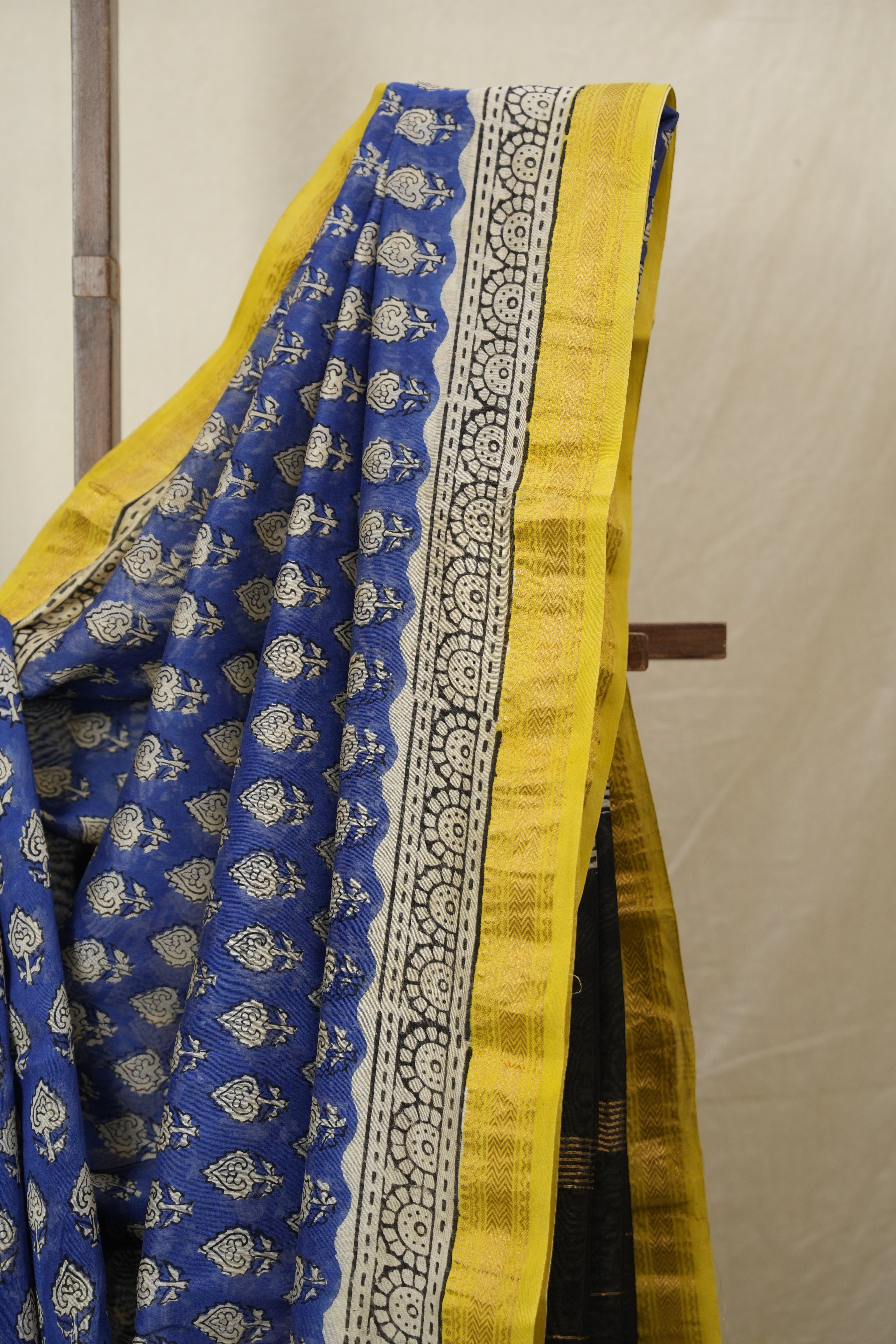 Blue HBP Cotton Silk Saree With Maheshwari Border - SRBCSS1559