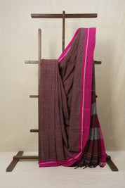 Maroon Small Checks Cotton Patteda Anchu Saree - SRMPAS263