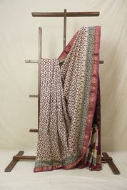 Cream HBP Cotton Silk Saree With Maheshwari Border - SRCCSS1558