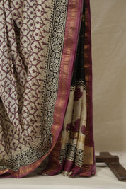 Cream HBP Cotton Silk Saree With Maheshwari Border - SRCCSS1558