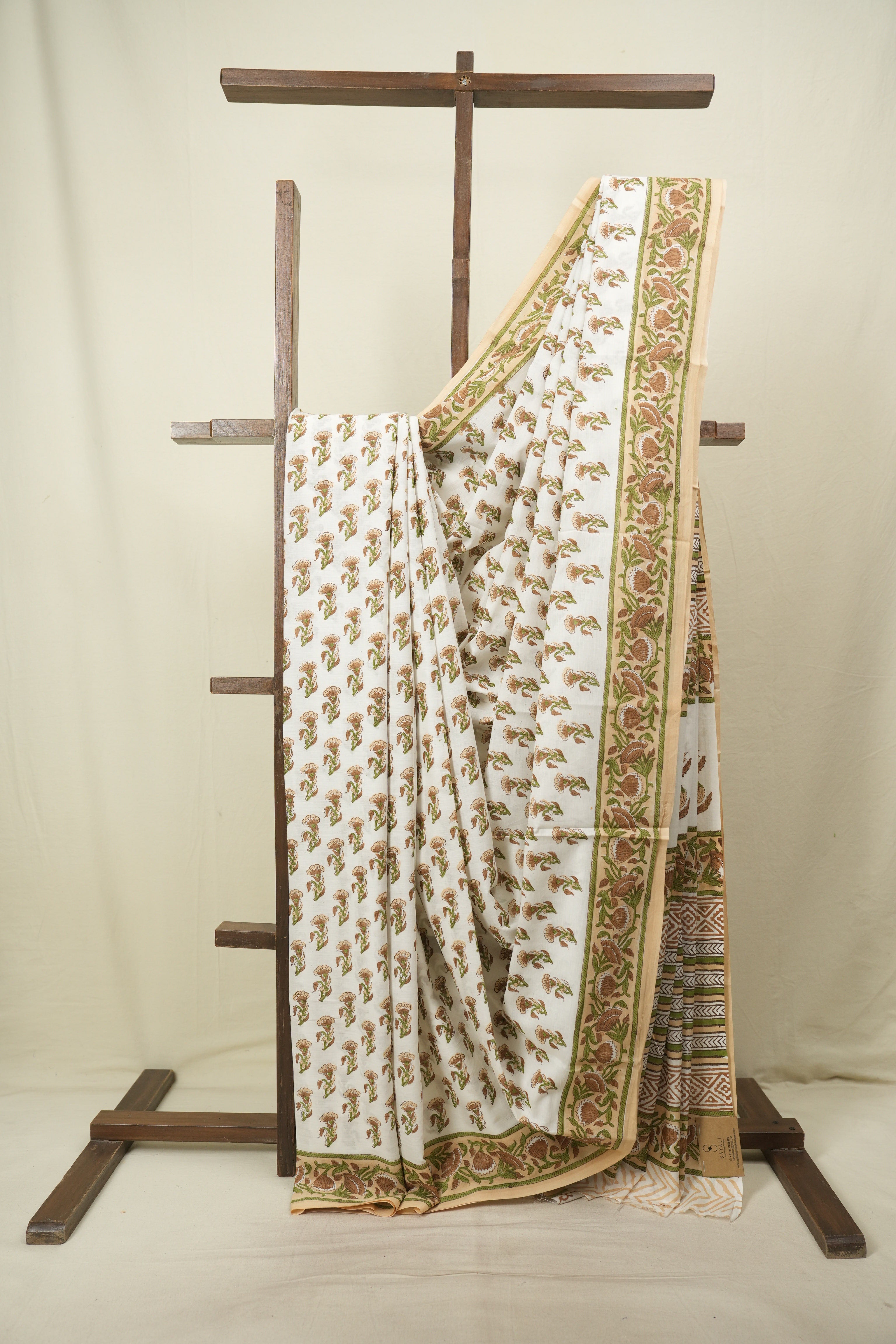 White HBP Cotton Saree - SRWCS3733