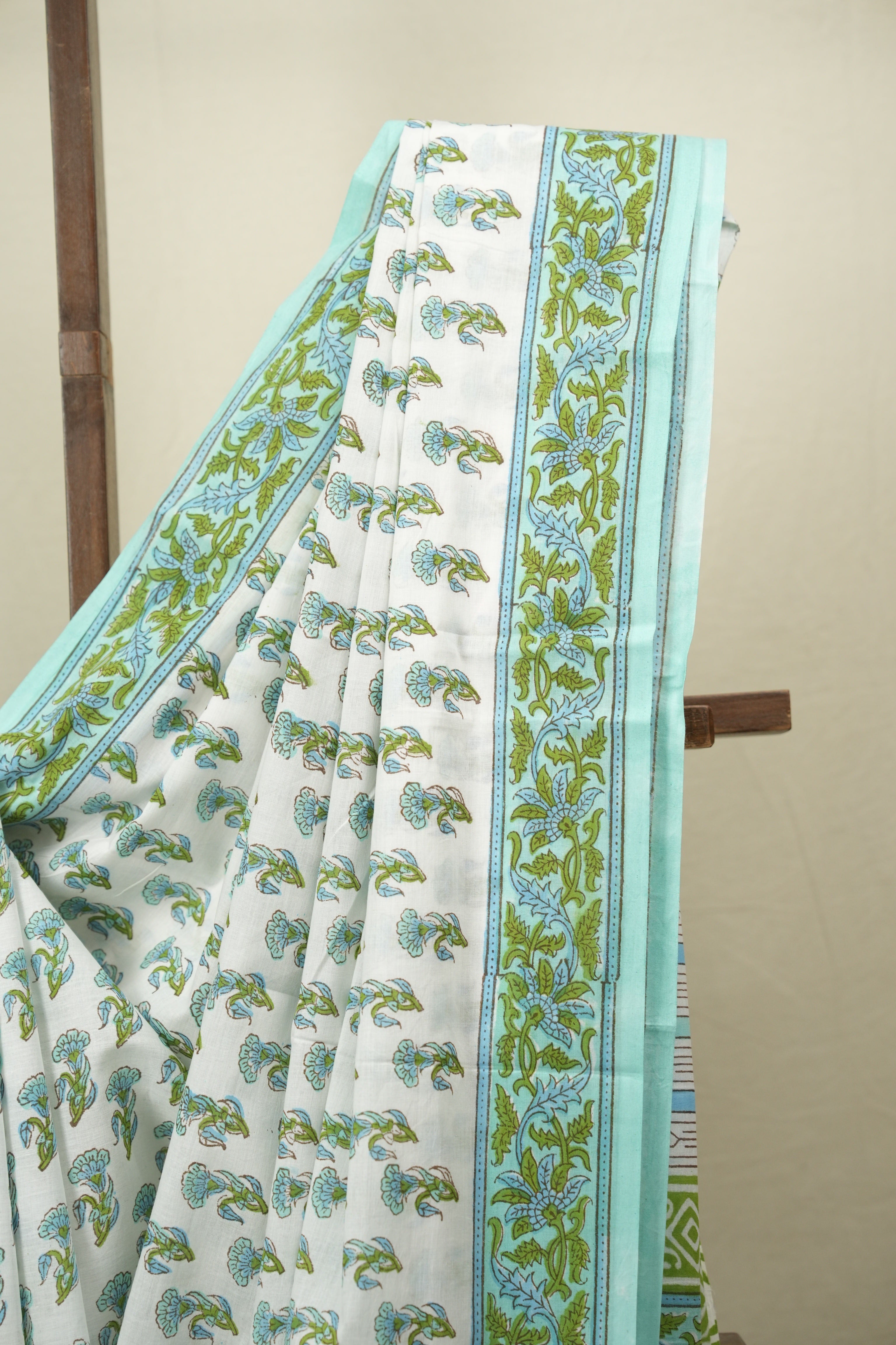 White HBP Cotton Saree - SRWCS3732