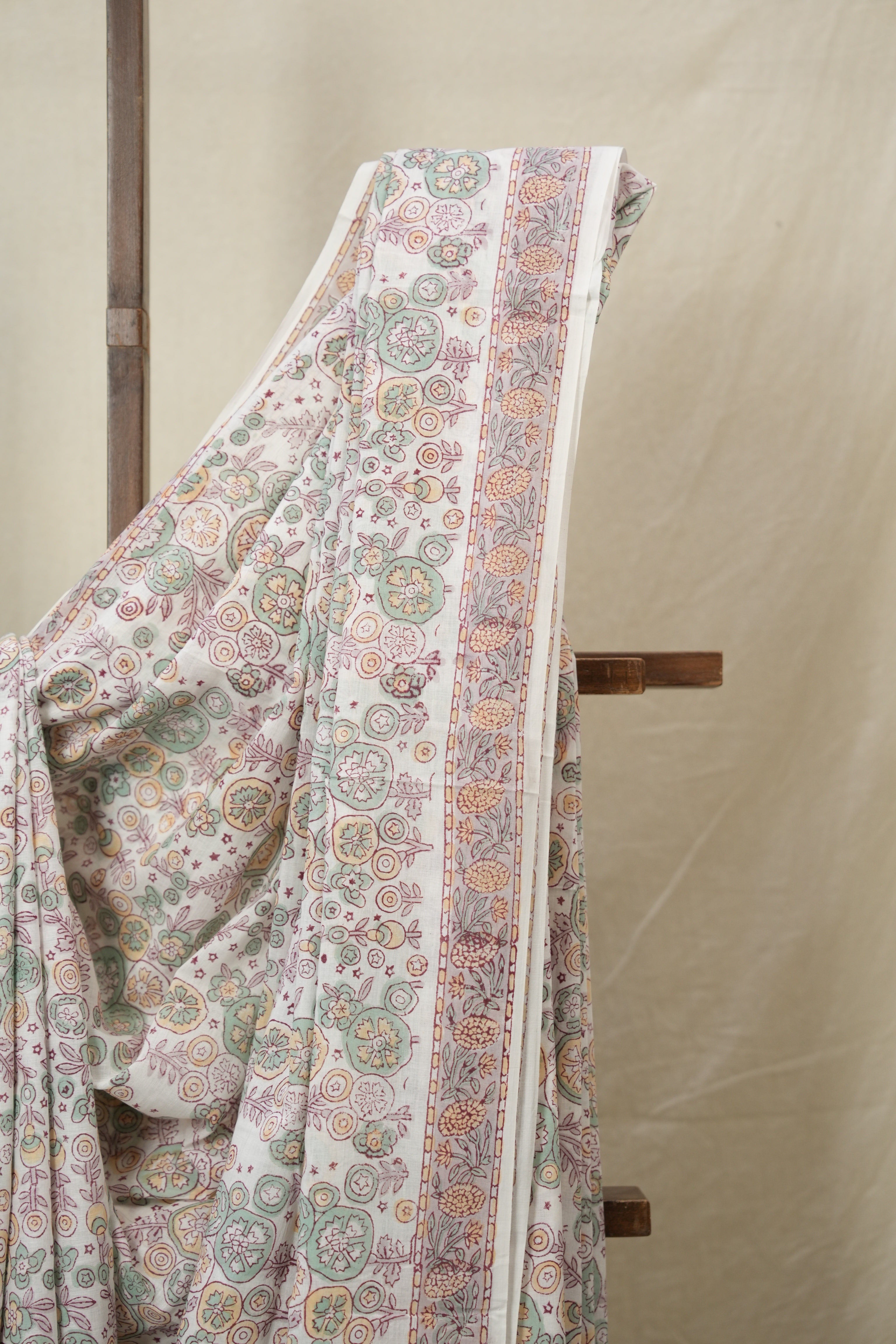White HBP Cotton Saree - SRWCS3230