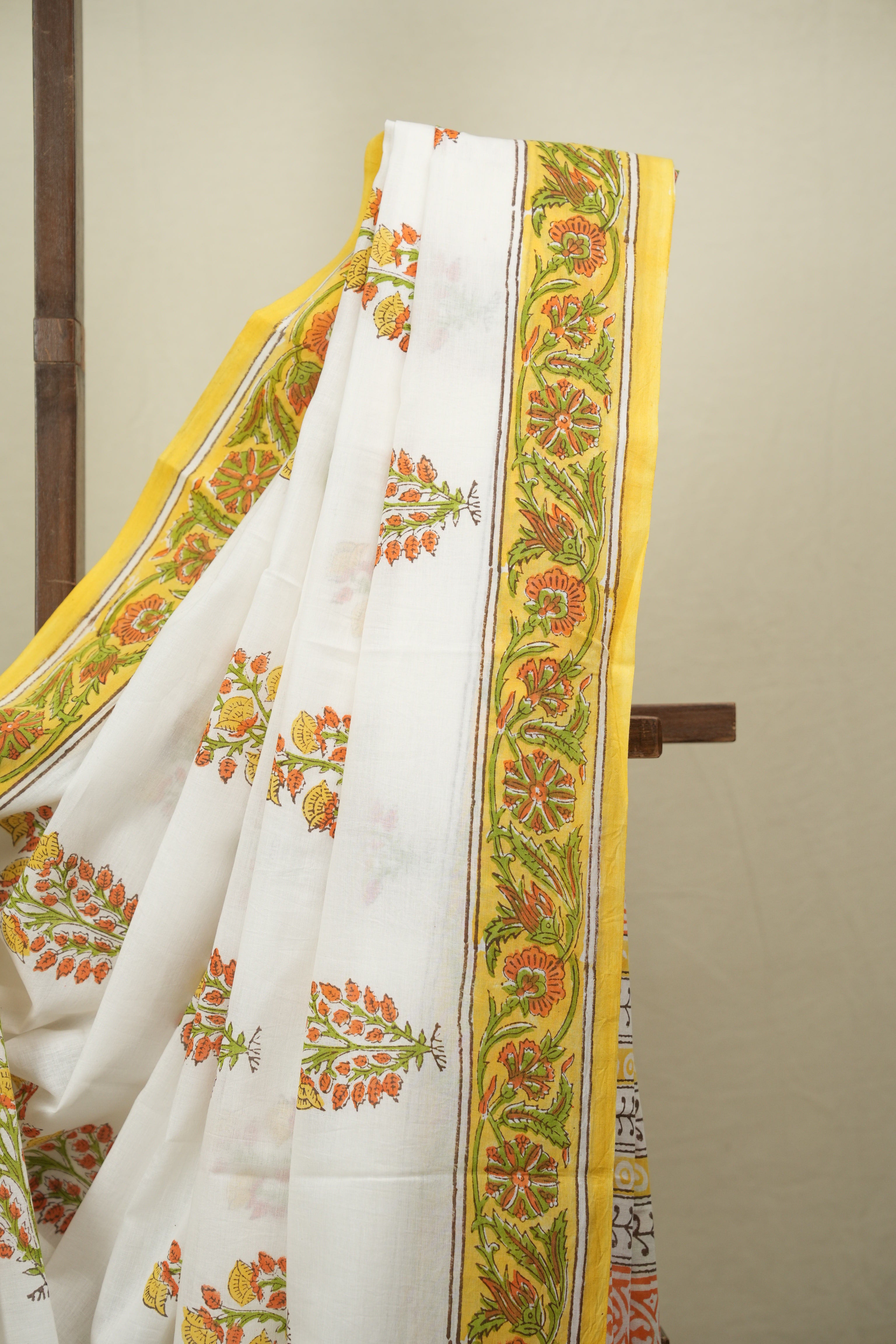 White HBP Cotton Saree - SRWCS3730