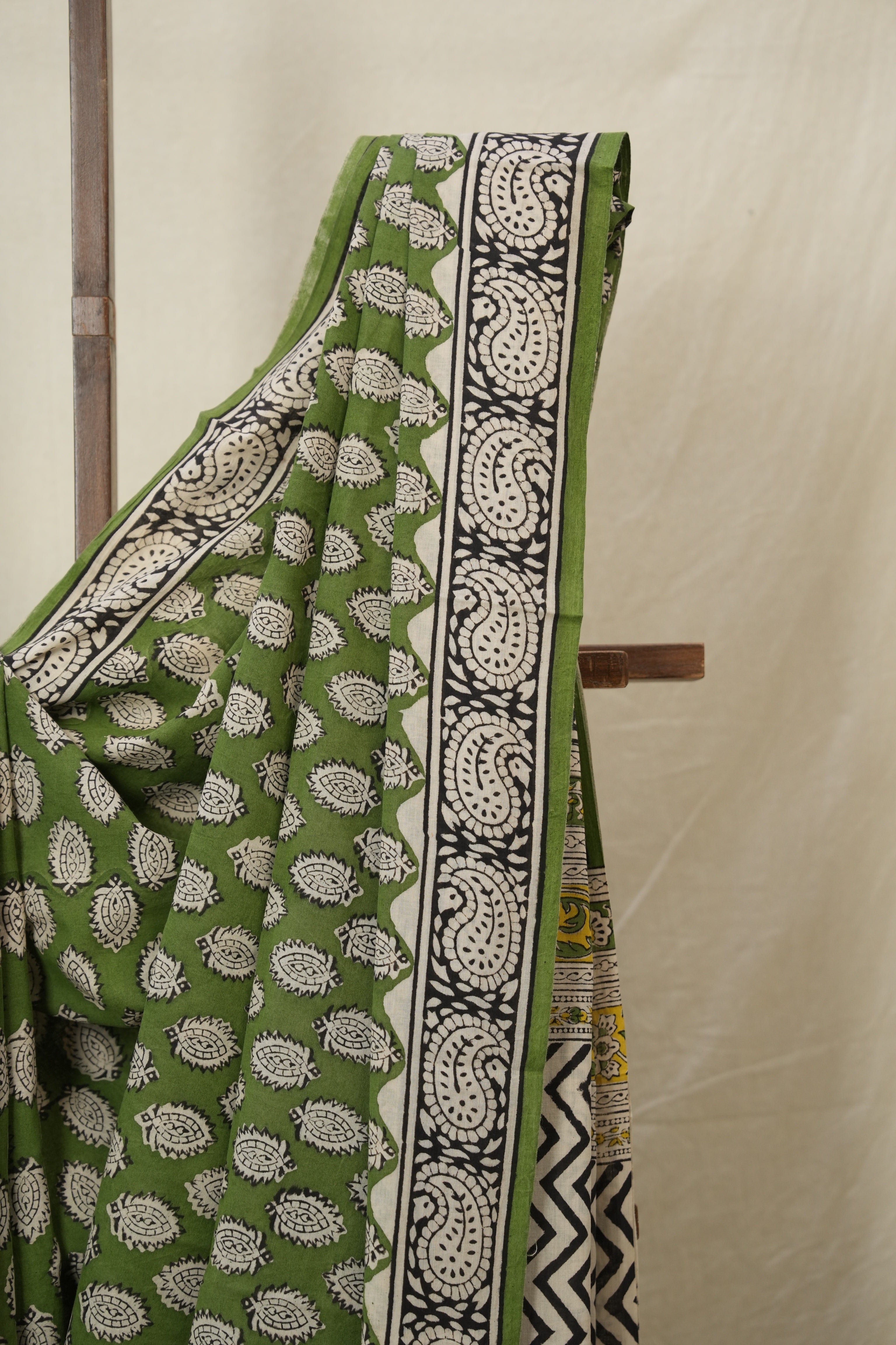 Green HBP Cotton Saree - SRGCS3229