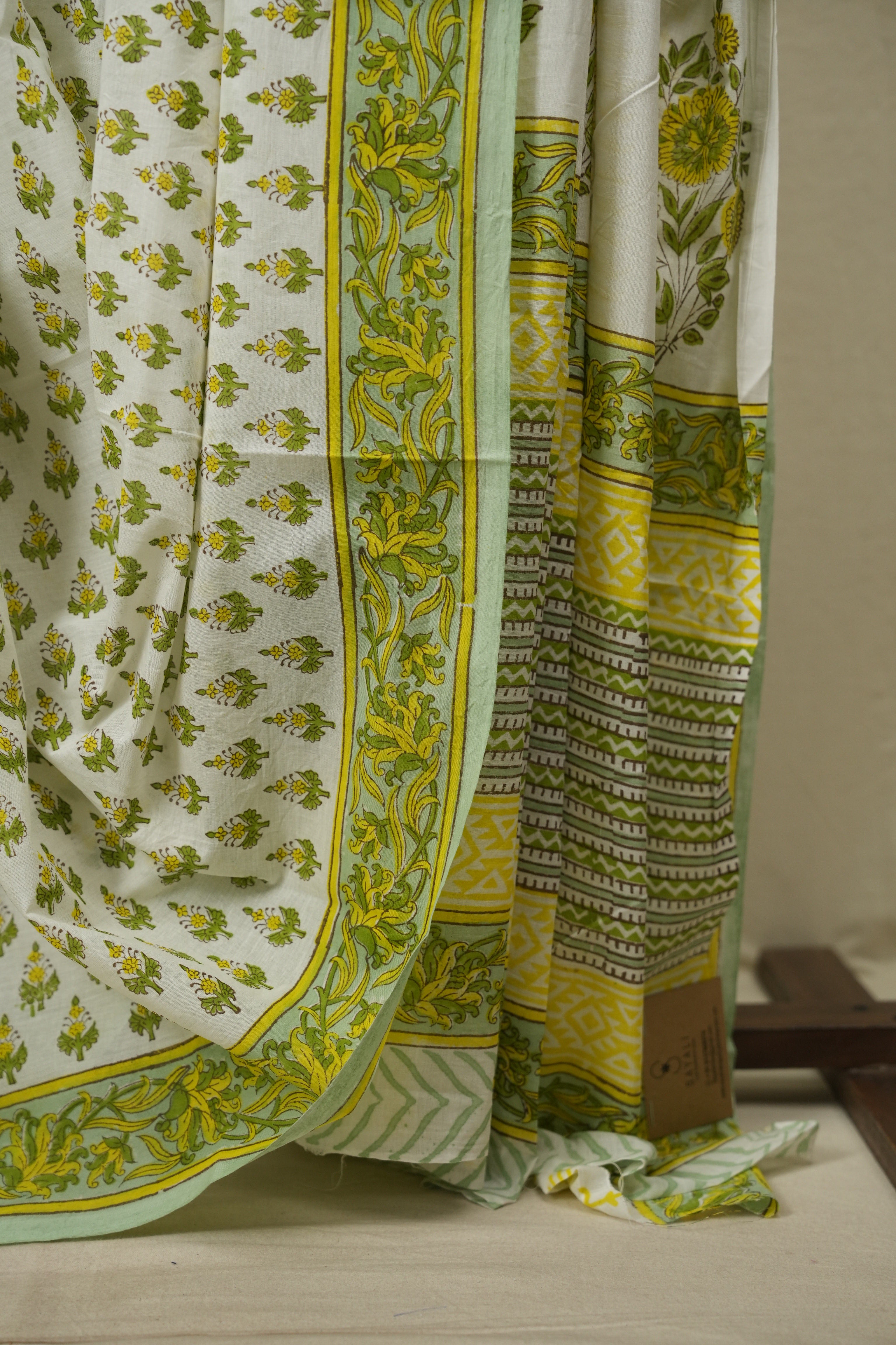 White HBP Cotton Saree - SRWCS3725