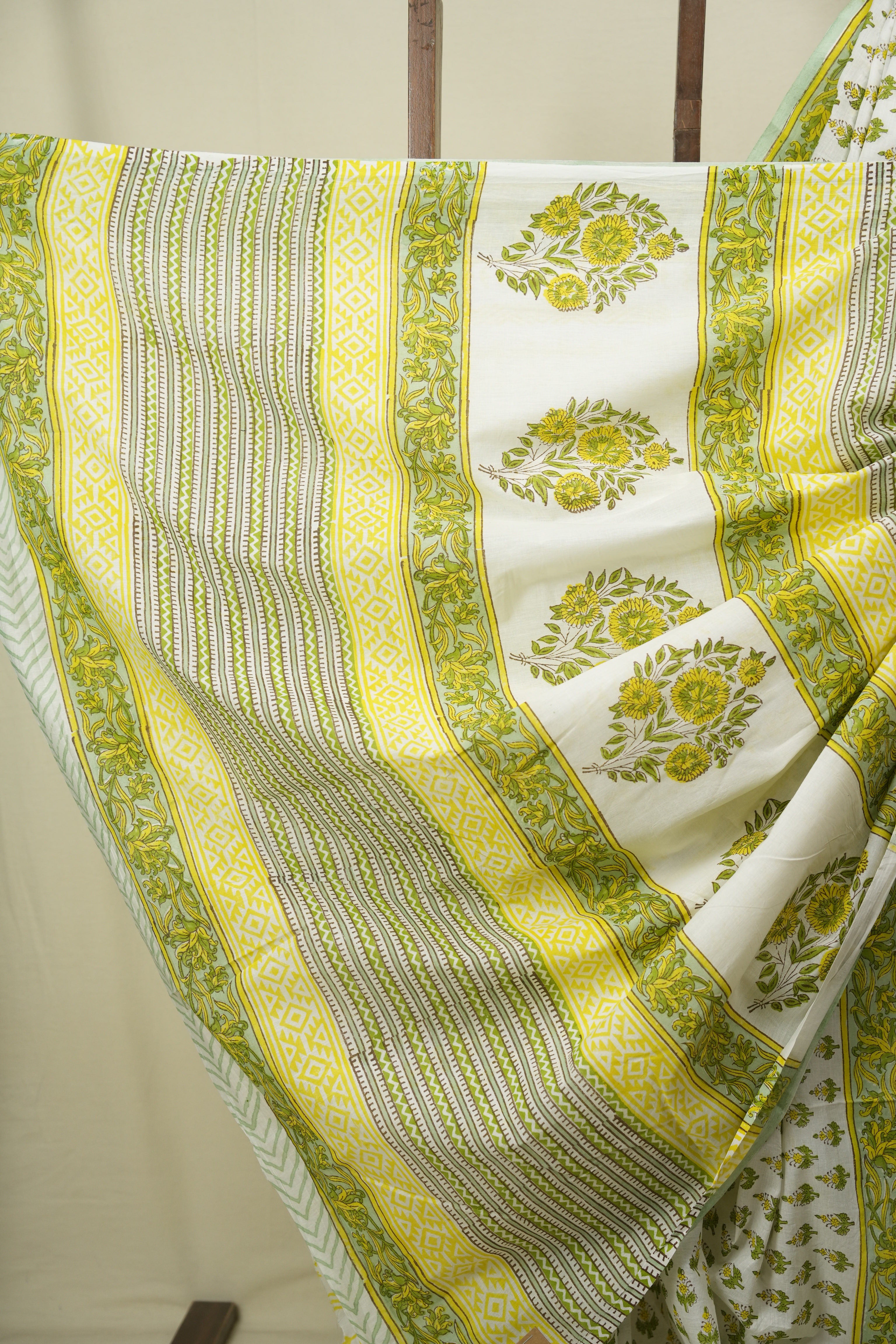 White HBP Cotton Saree - SRWCS3725