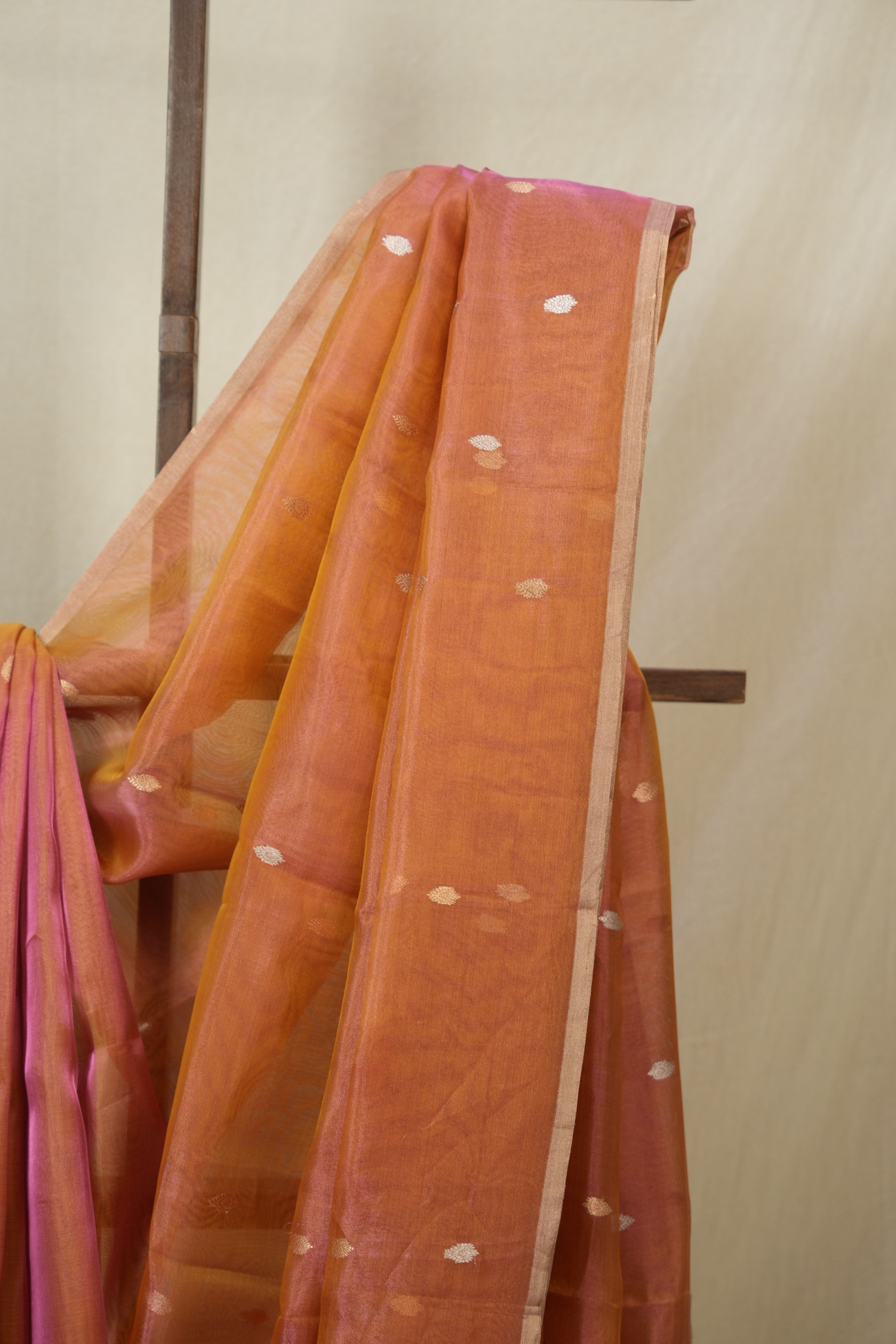 Two Tone Pink Tissue Banarasi Silk Saree - SRTTPTBSS67