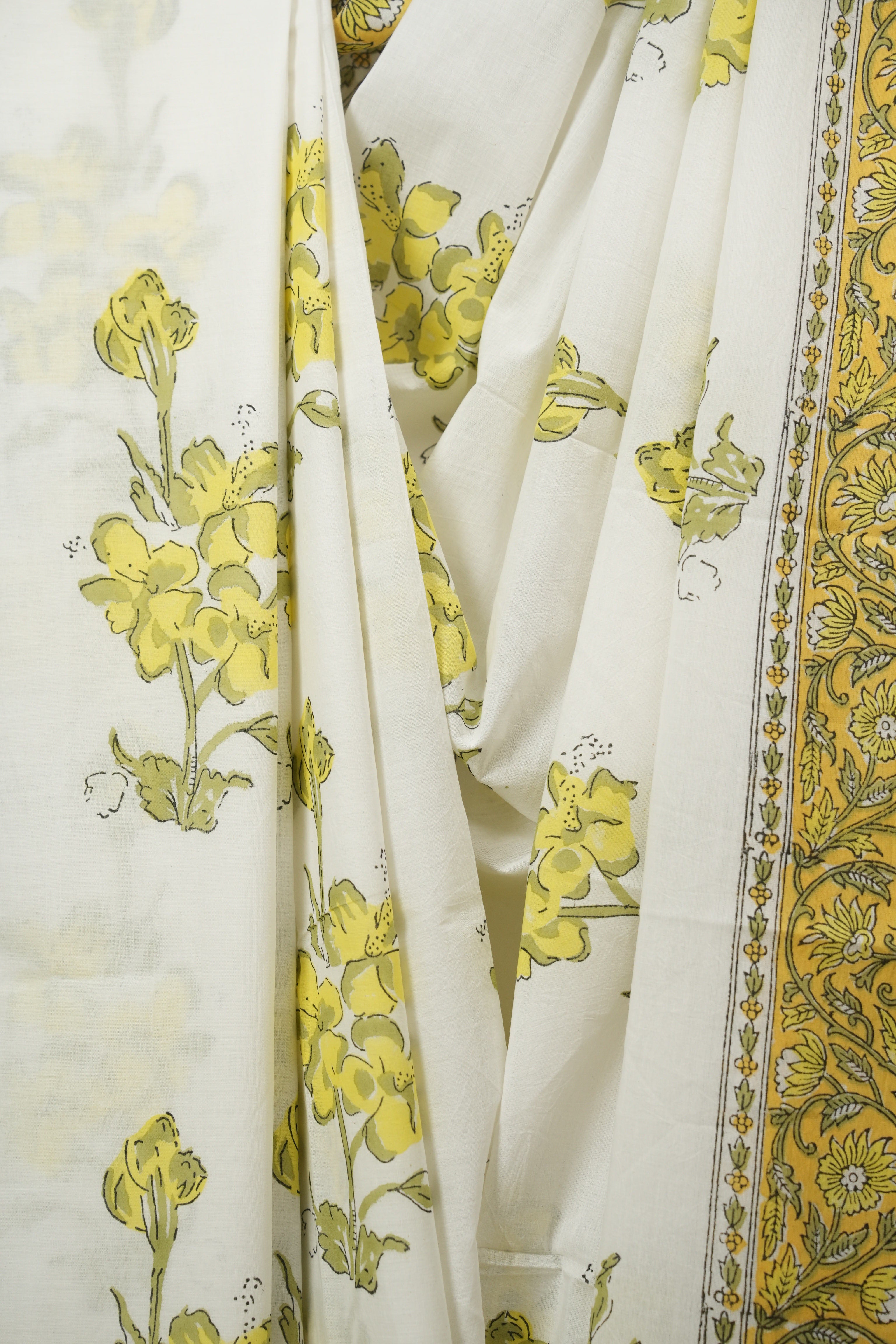 White HBP Cotton Saree - SRWCS3729