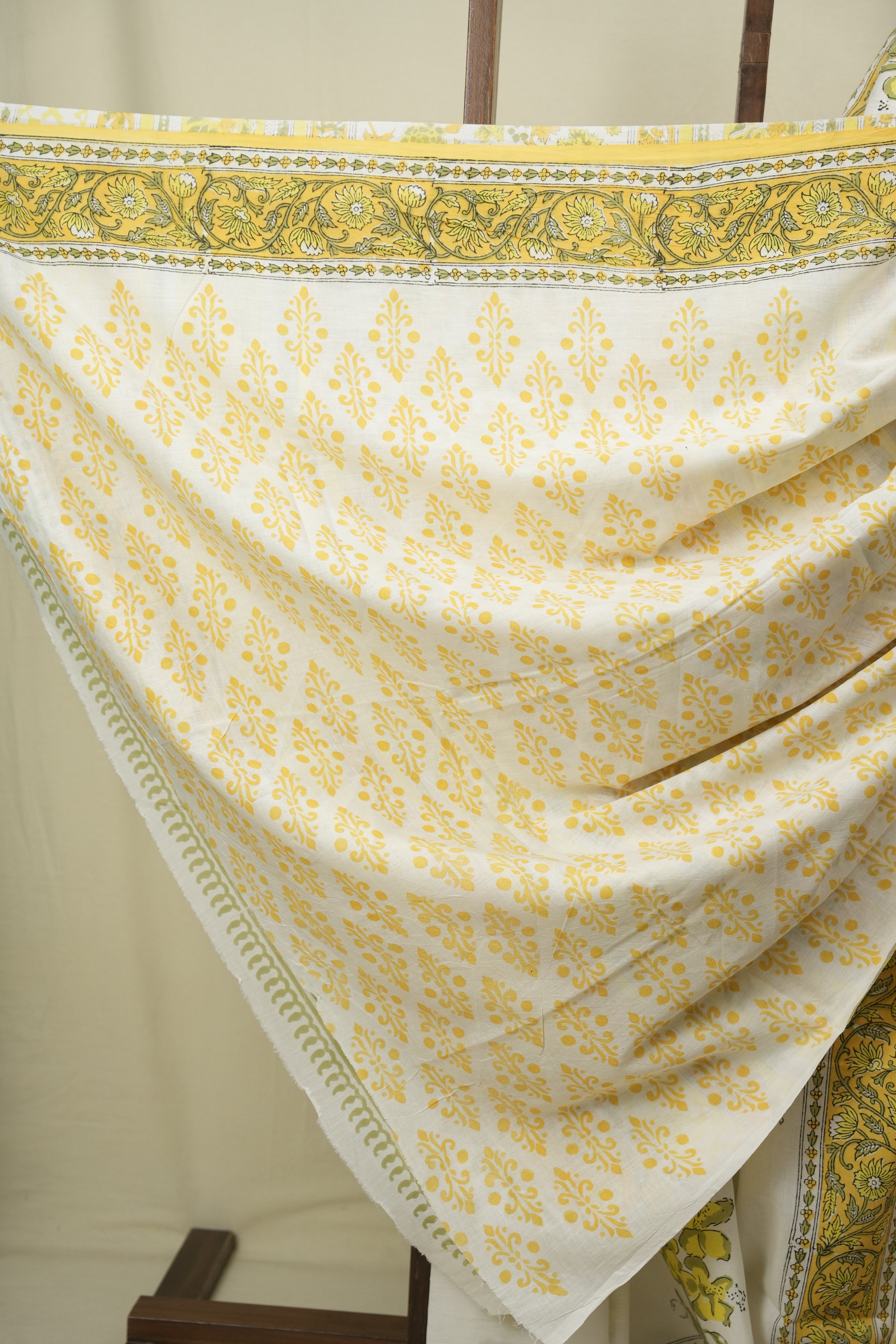 White HBP Cotton Saree - SRWCS3729