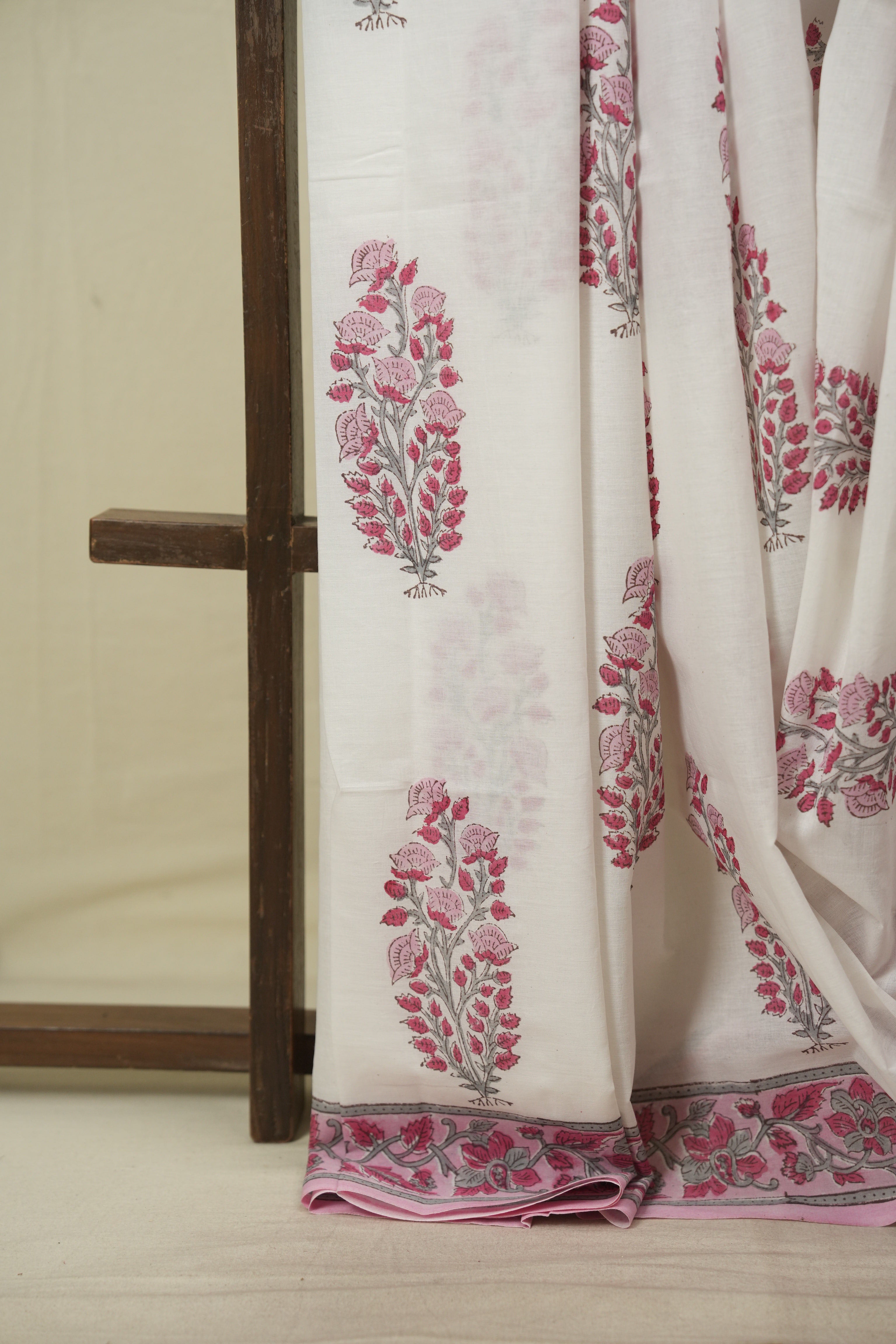 White HBP Cotton Saree - SRWCS3724