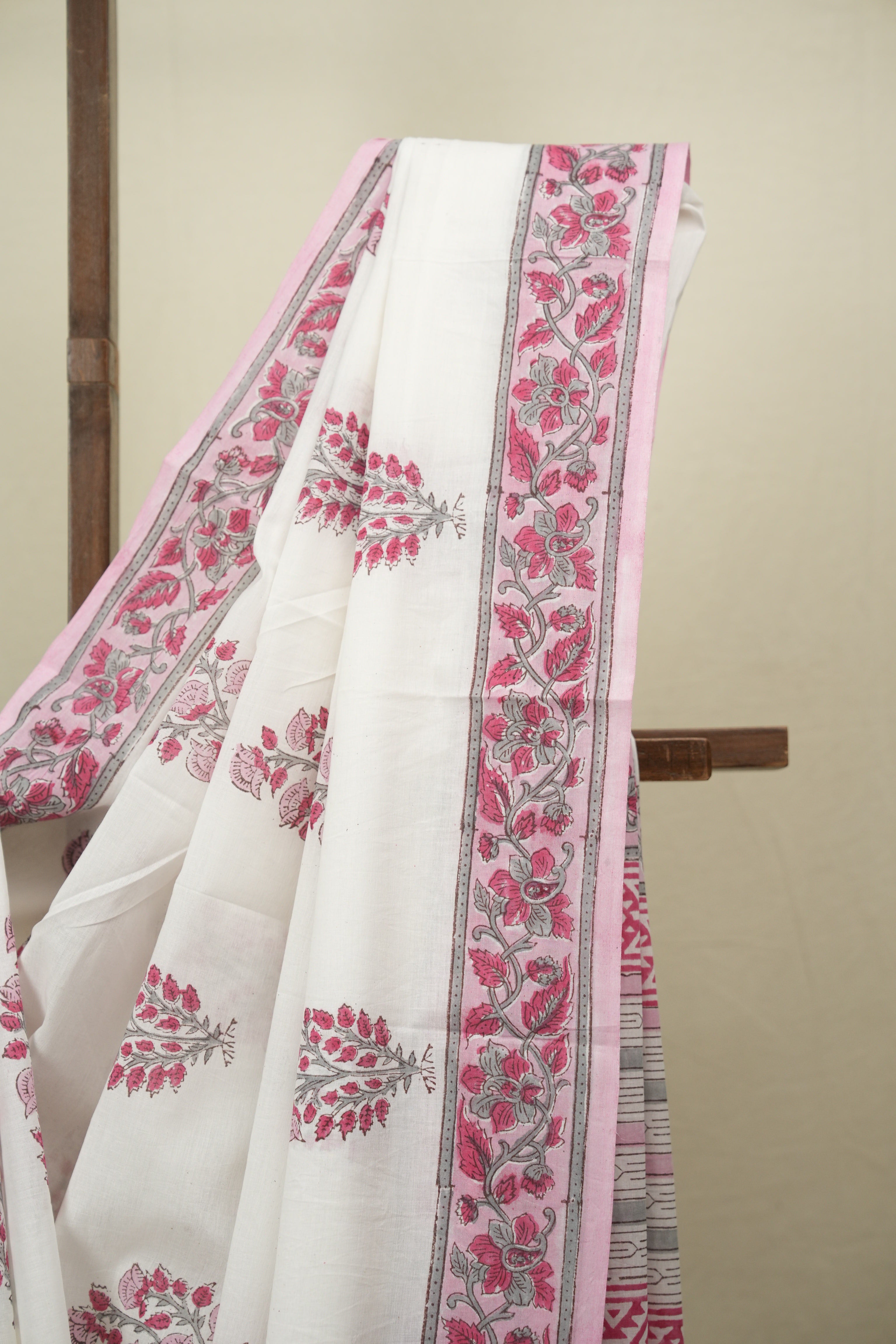 White HBP Cotton Saree - SRWCS3724