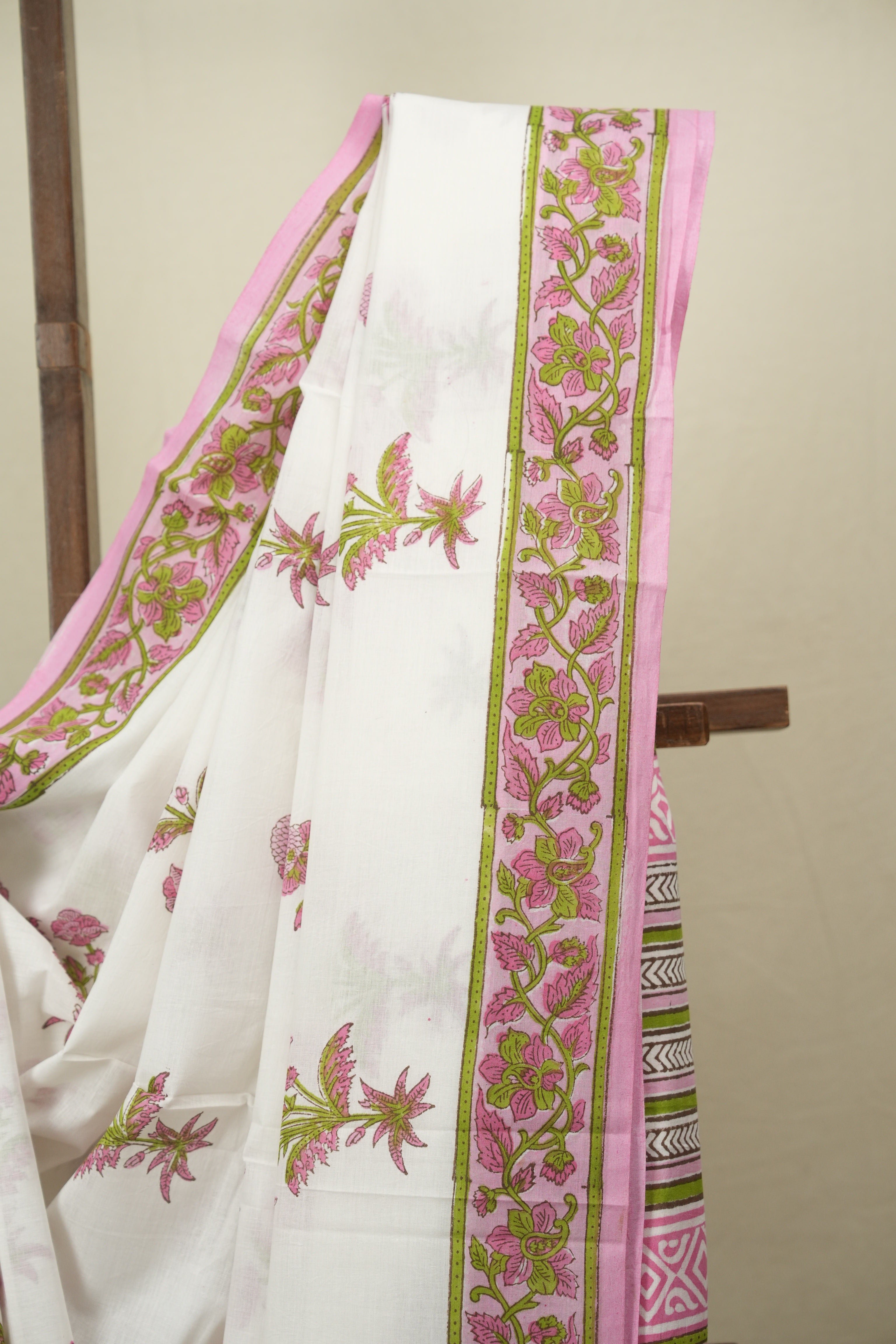 White HBP Cotton Saree - SRWCS3731