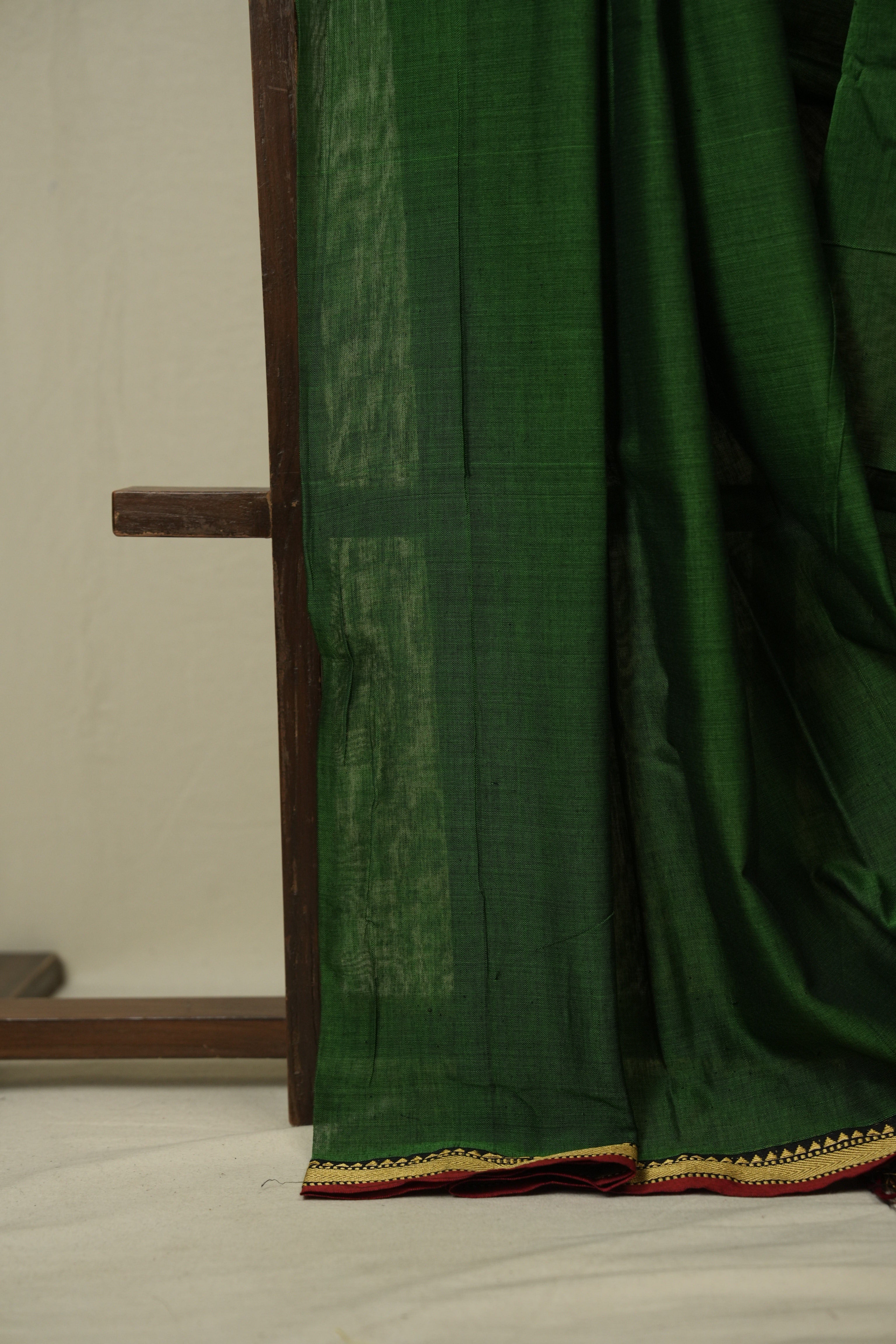 Green Narayan Peth Cotton Saree - SRGNPCS39