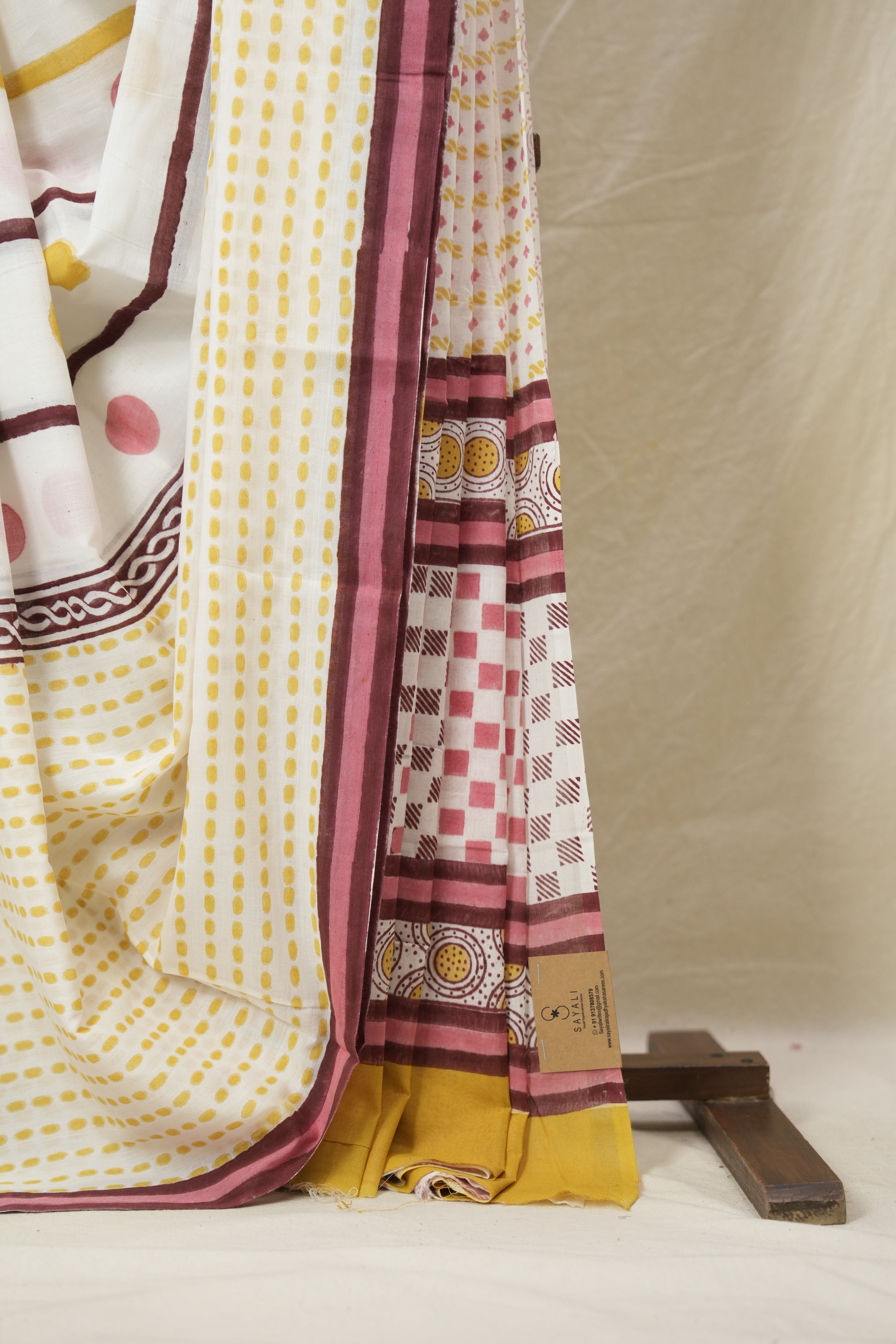 White HBP Cotton Saree - SRWCS3223