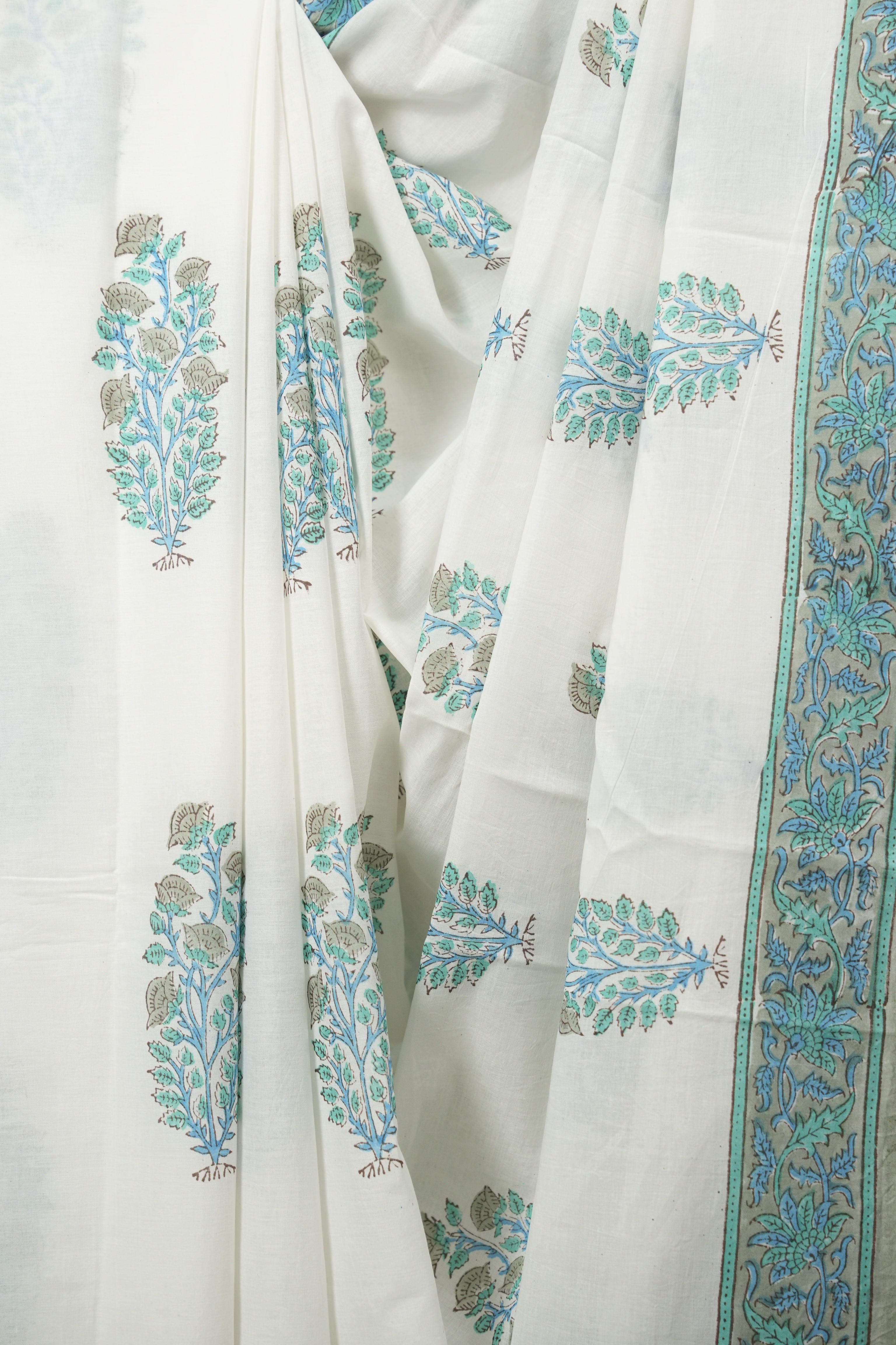 White HBP Cotton Saree - SRWCS3736