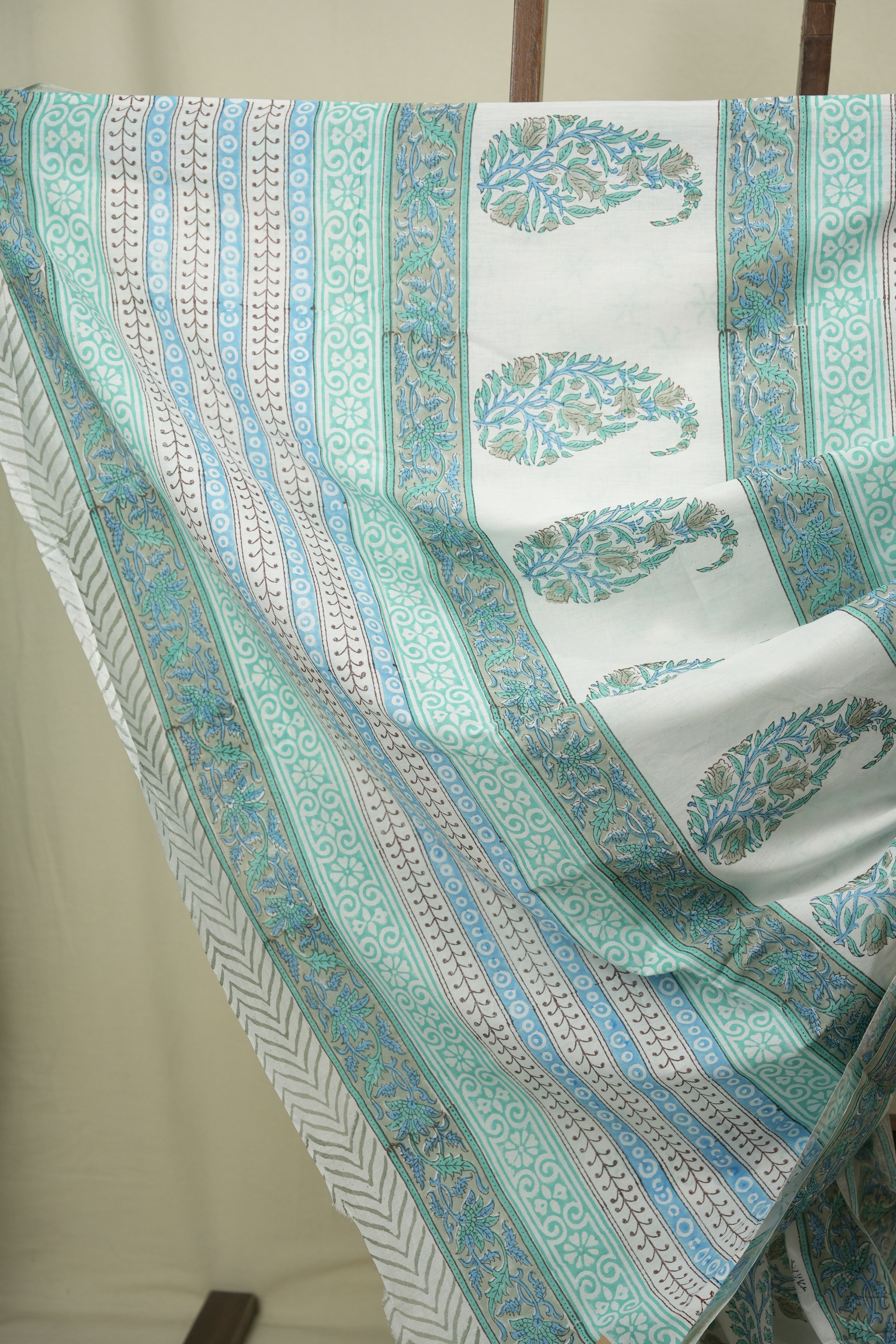 White HBP Cotton Saree - SRWCS3736