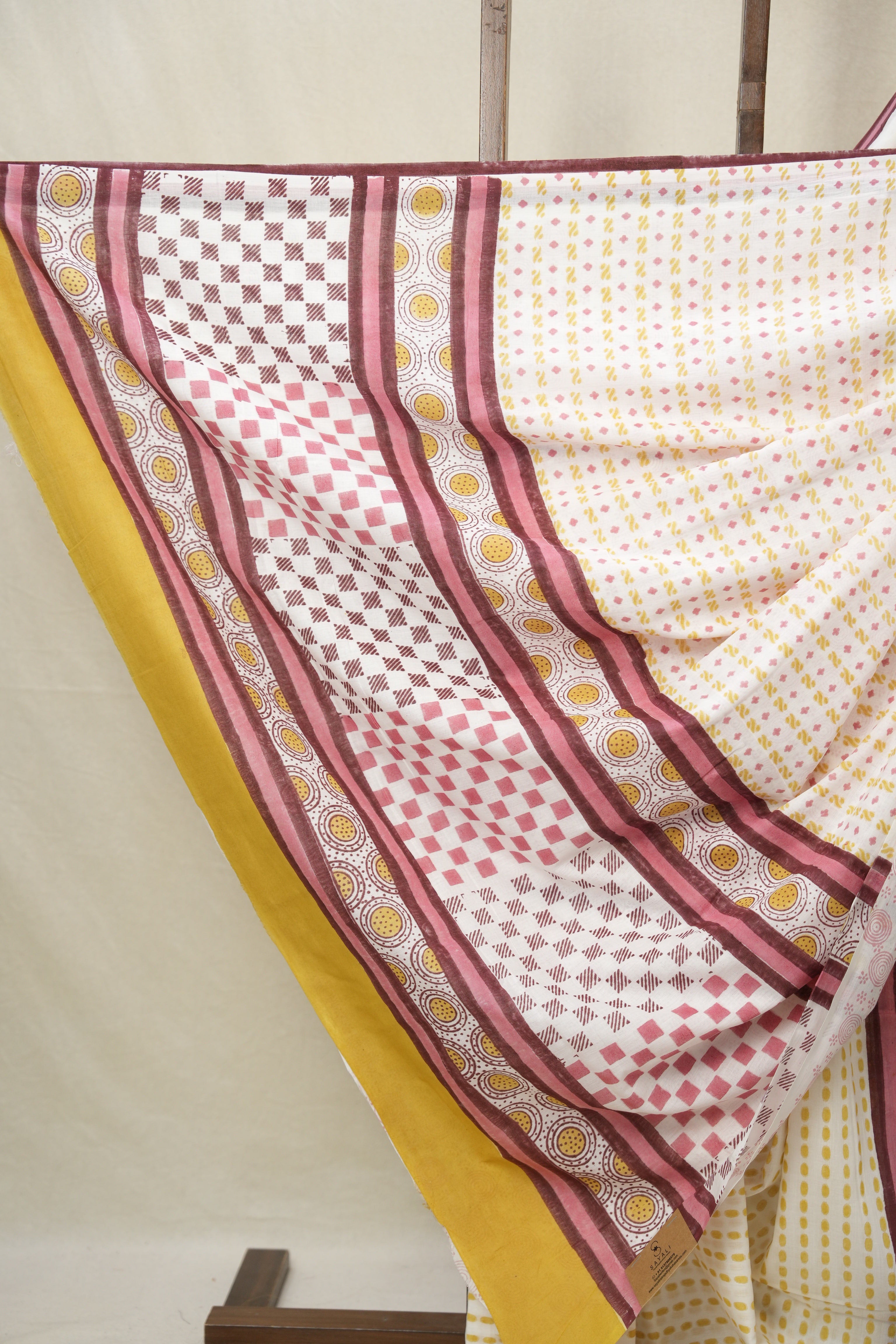 White HBP Cotton Saree - SRWCS3223