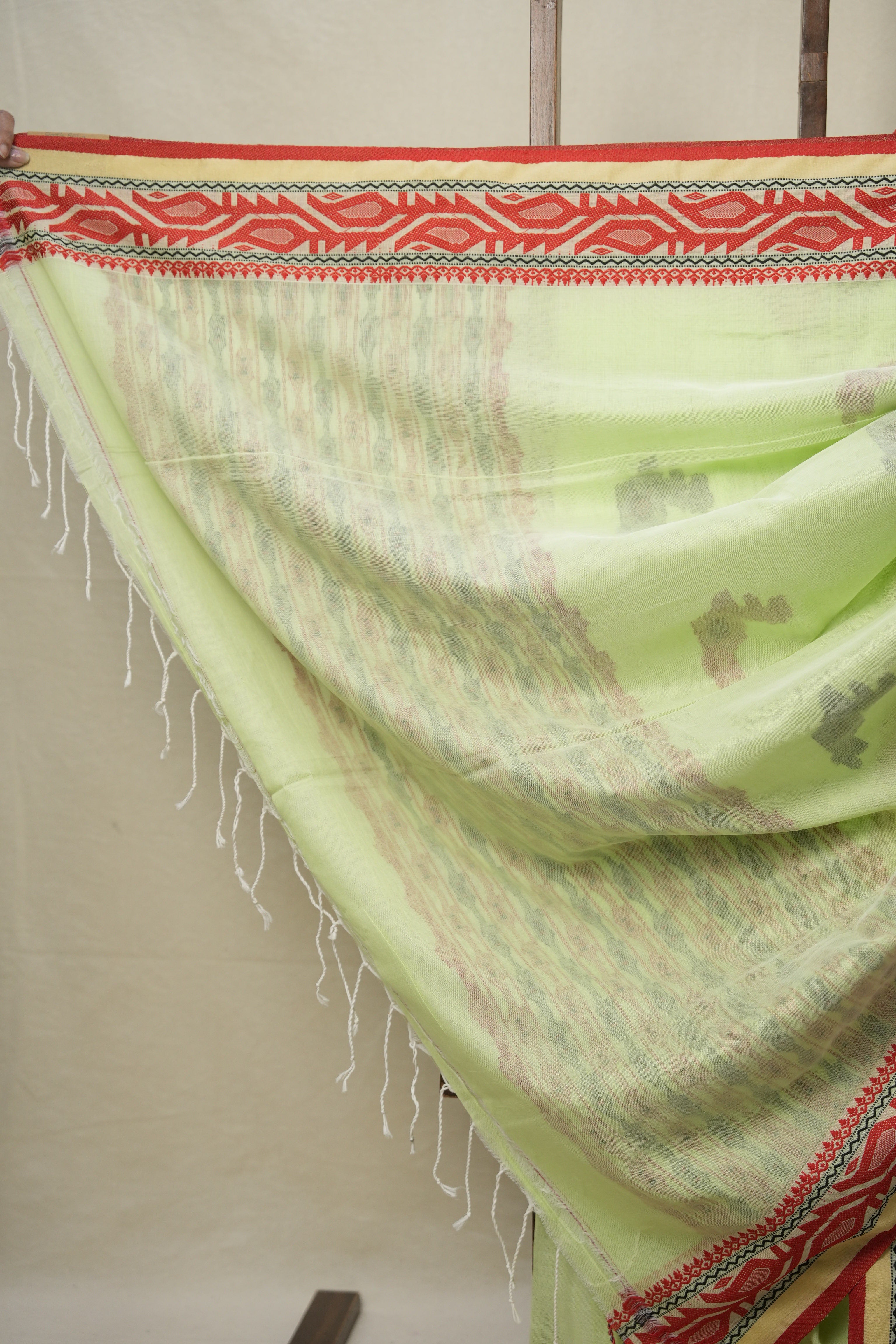 Pista Green Bengal Cotton Jamdani Saree - SRPGBCJS179