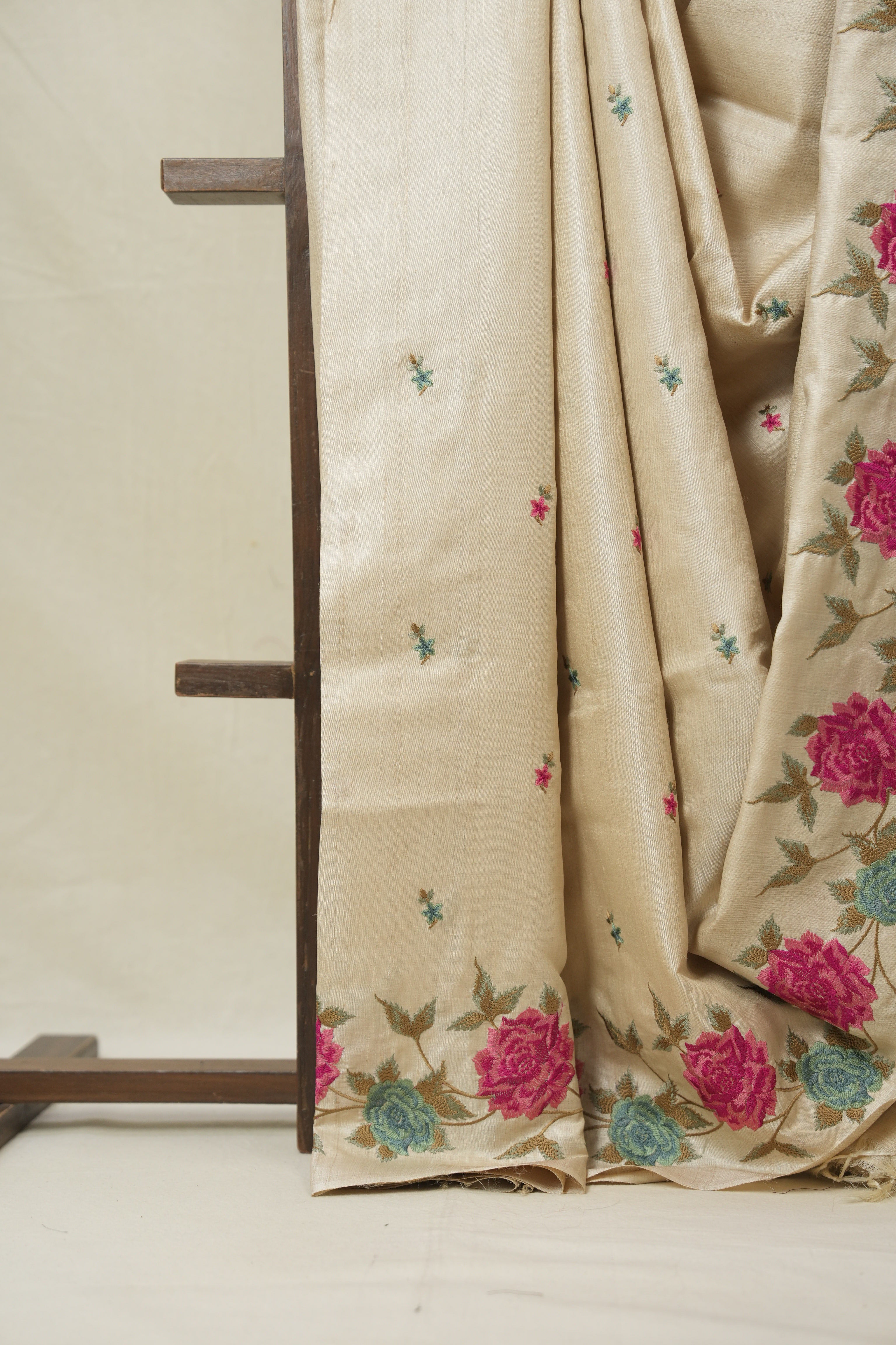 Cream Machine Embroidered Tussar Silk Saree - SRCMETSS1541