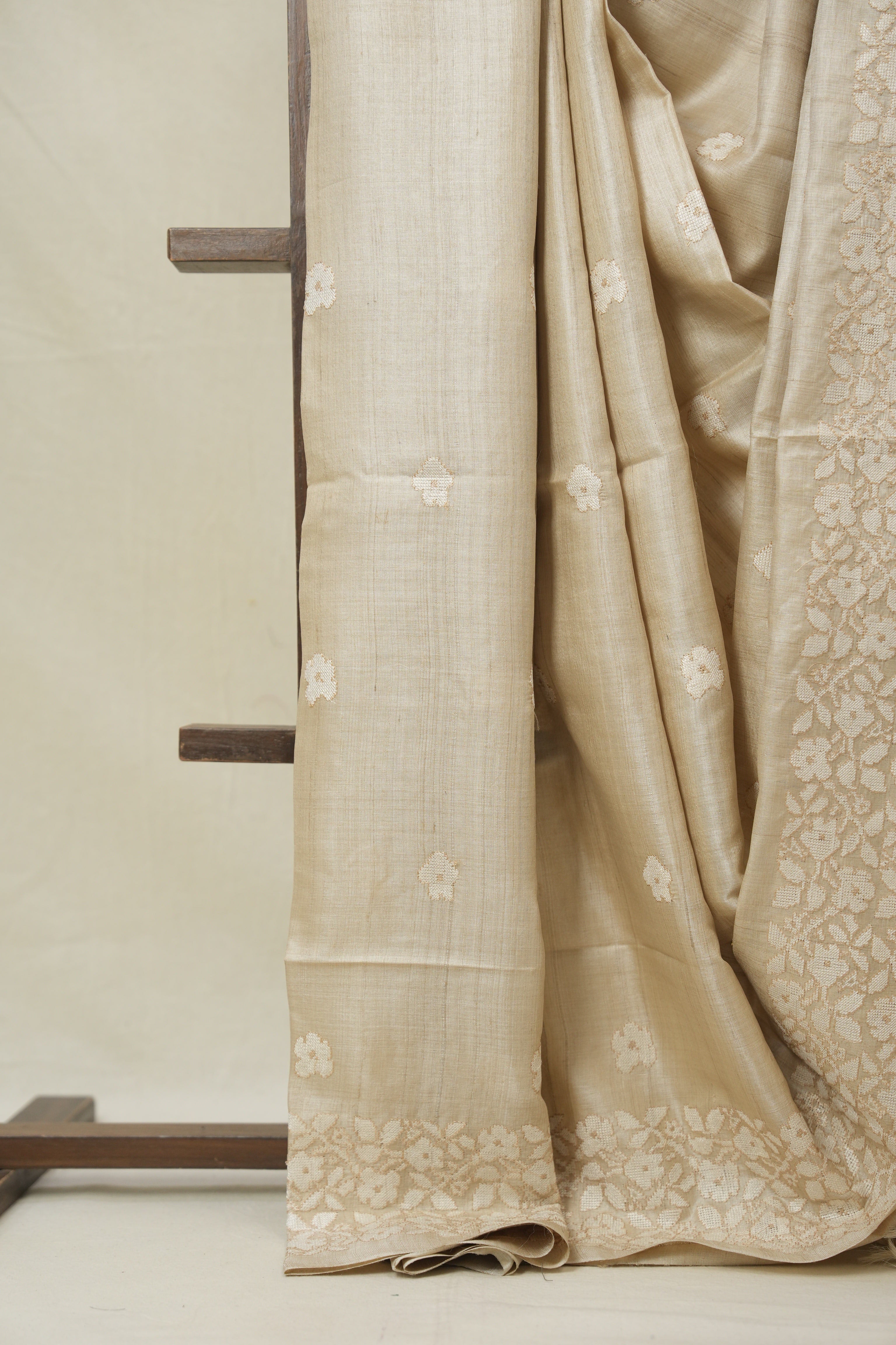 Beige Machine Embroidered Tussar Silk Saree - SRBMETSS1539