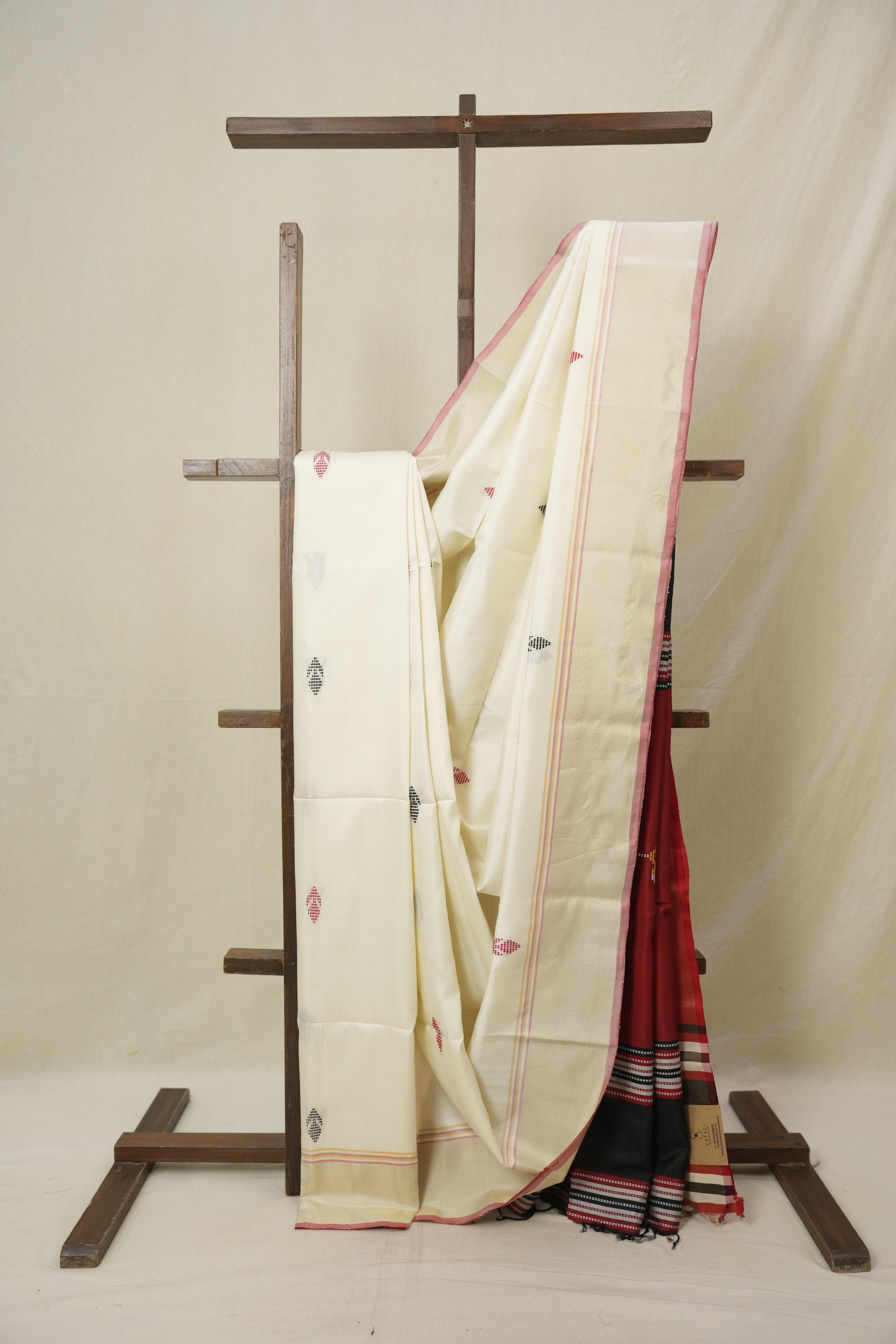 White Mulberry Silk Saree - SRWMSS09