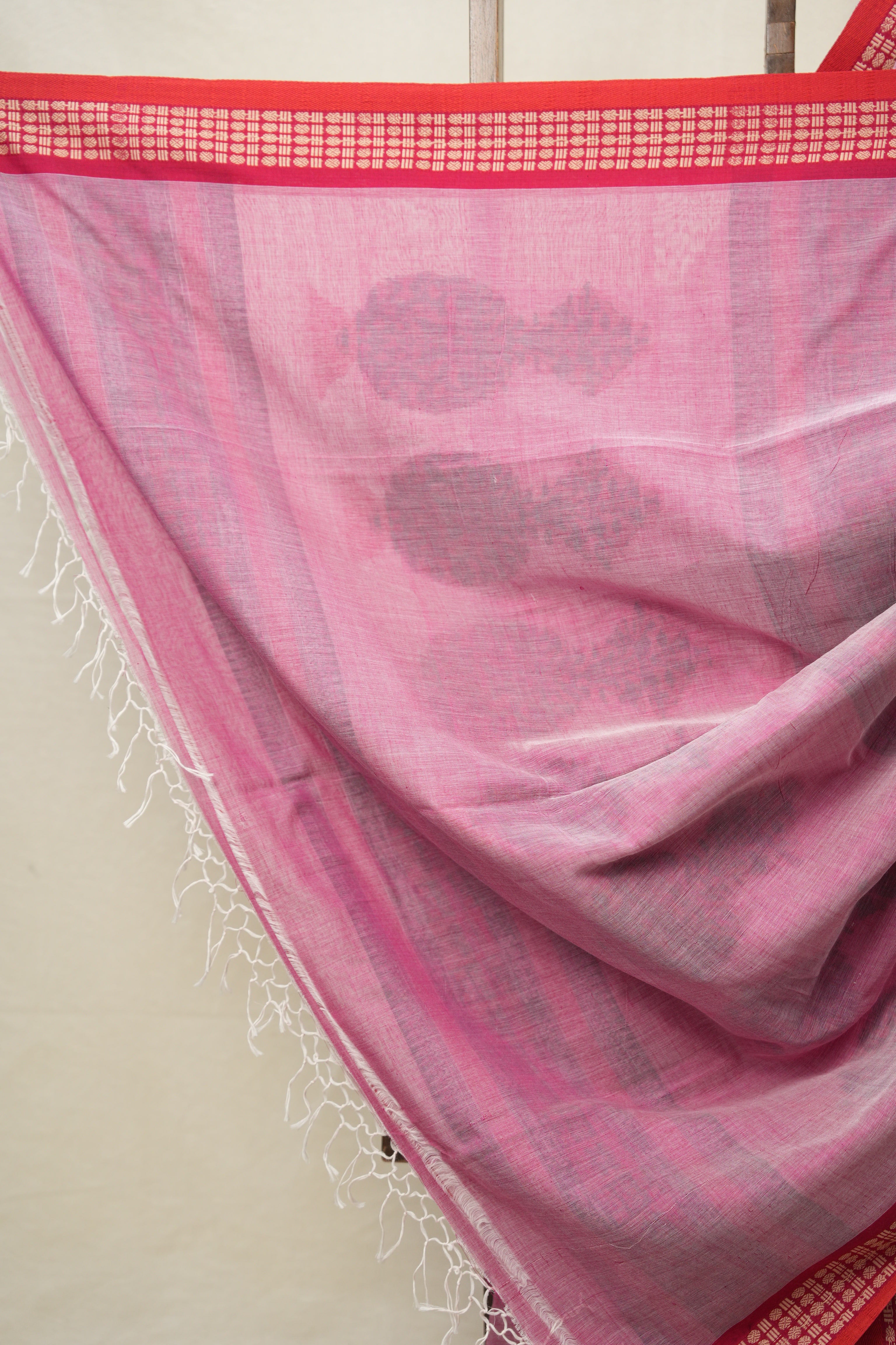 Light Pink Bengal Cotton Jamdani Saree - SRLPBCJS184