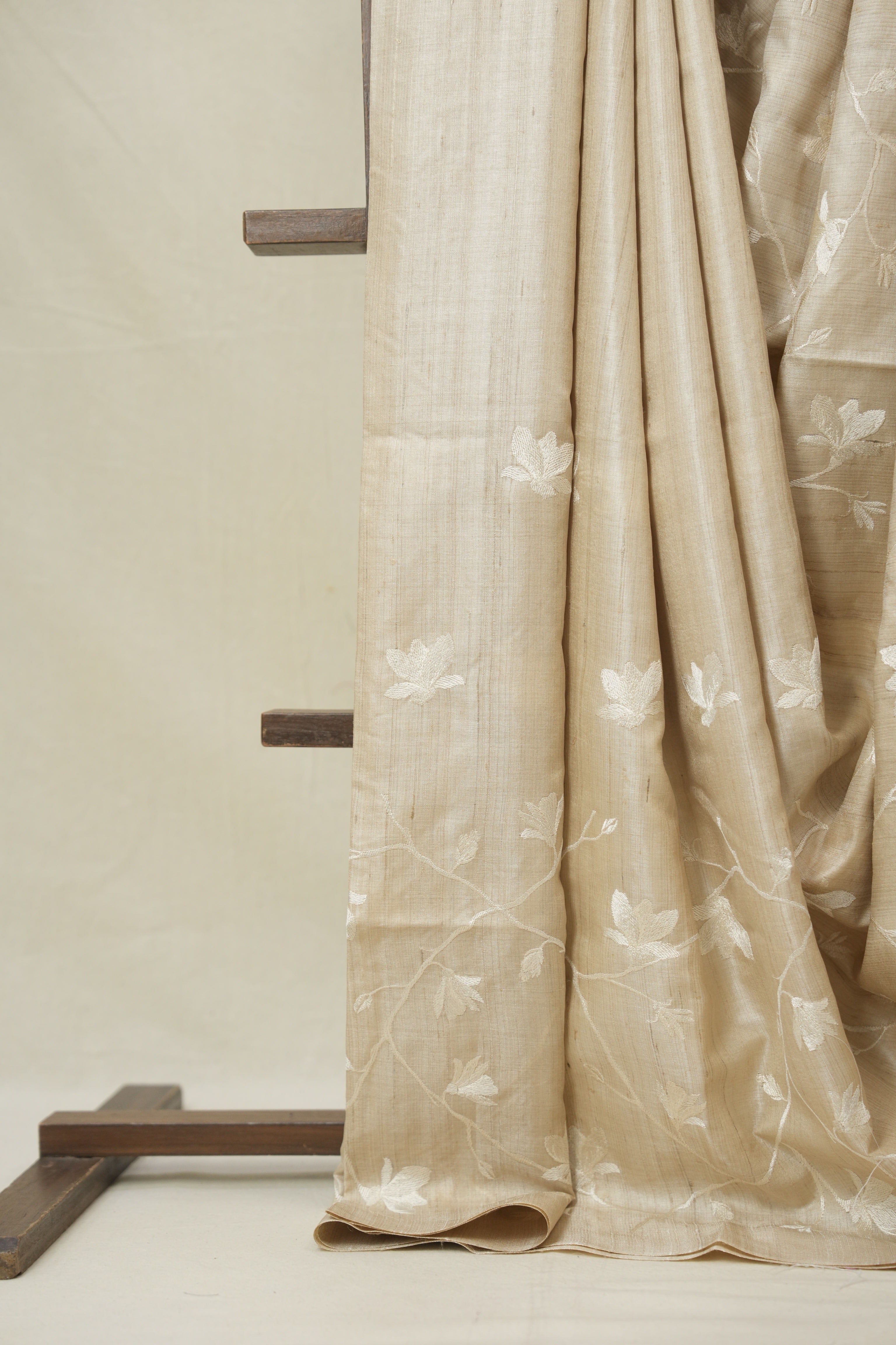 Beige Machine Embroidered Tussar Silk Saree - SRBMETSS1540