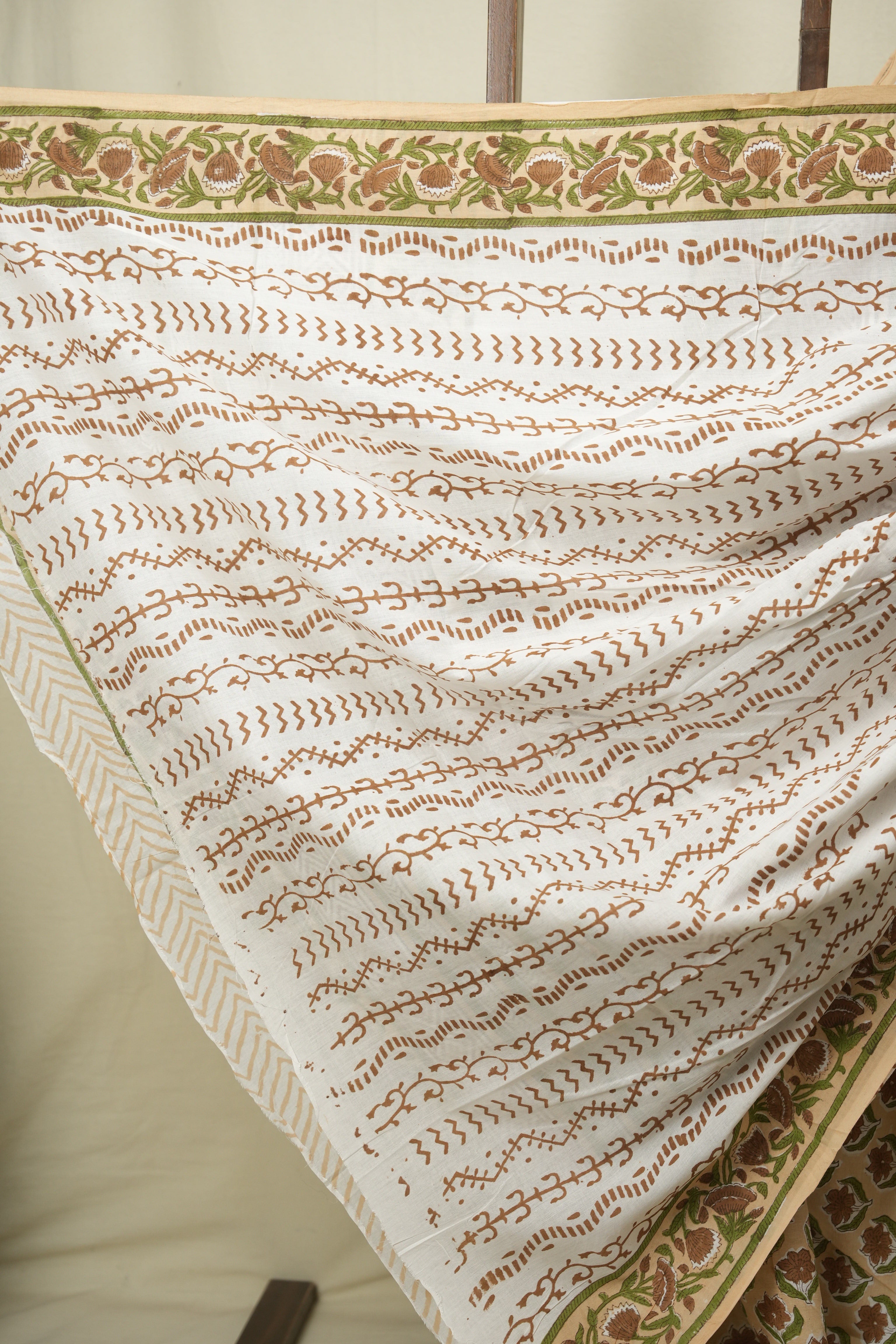 Cream HBP Cotton Saree - SRCCS3720