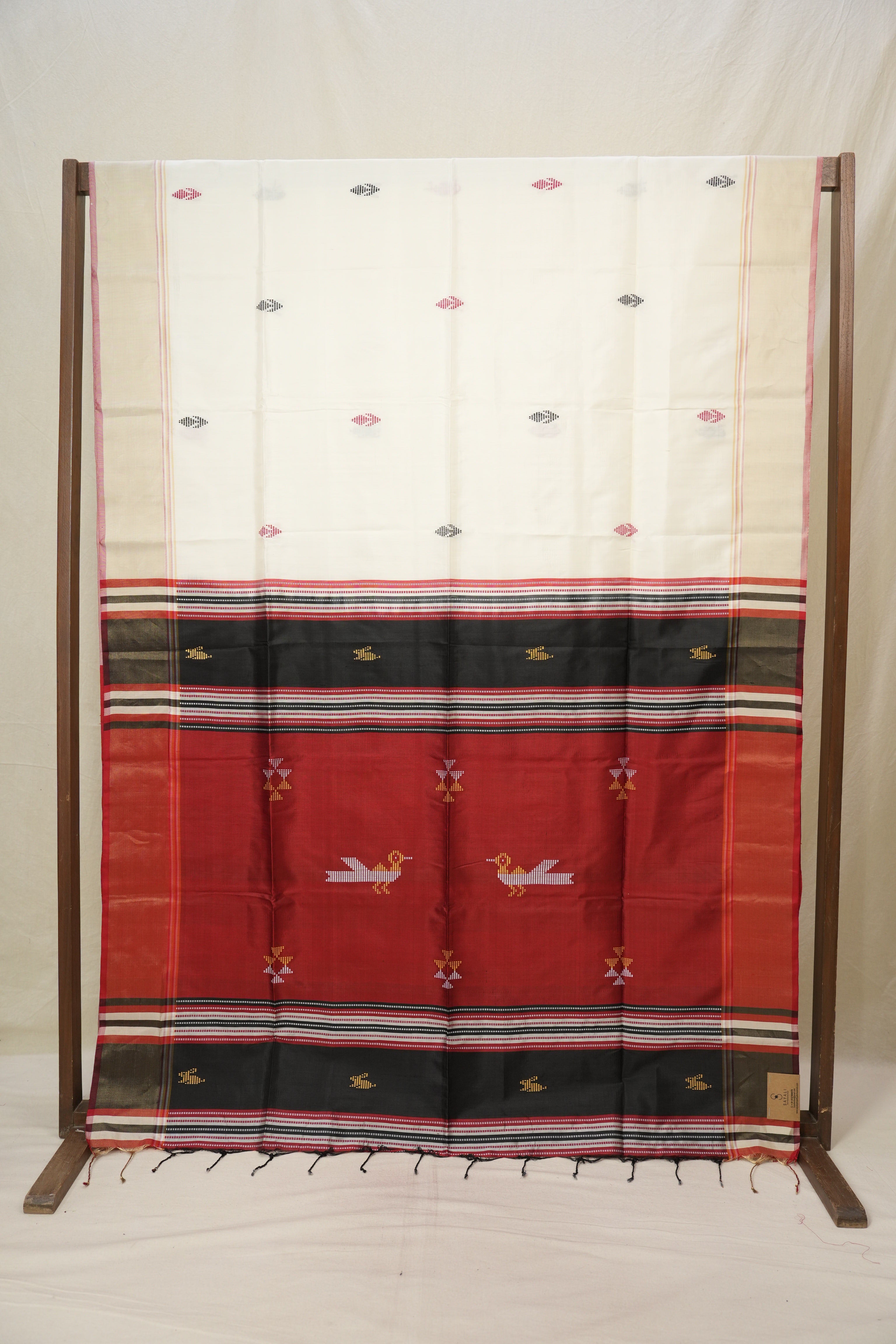 White Mulberry Silk Saree - SRWMSS09