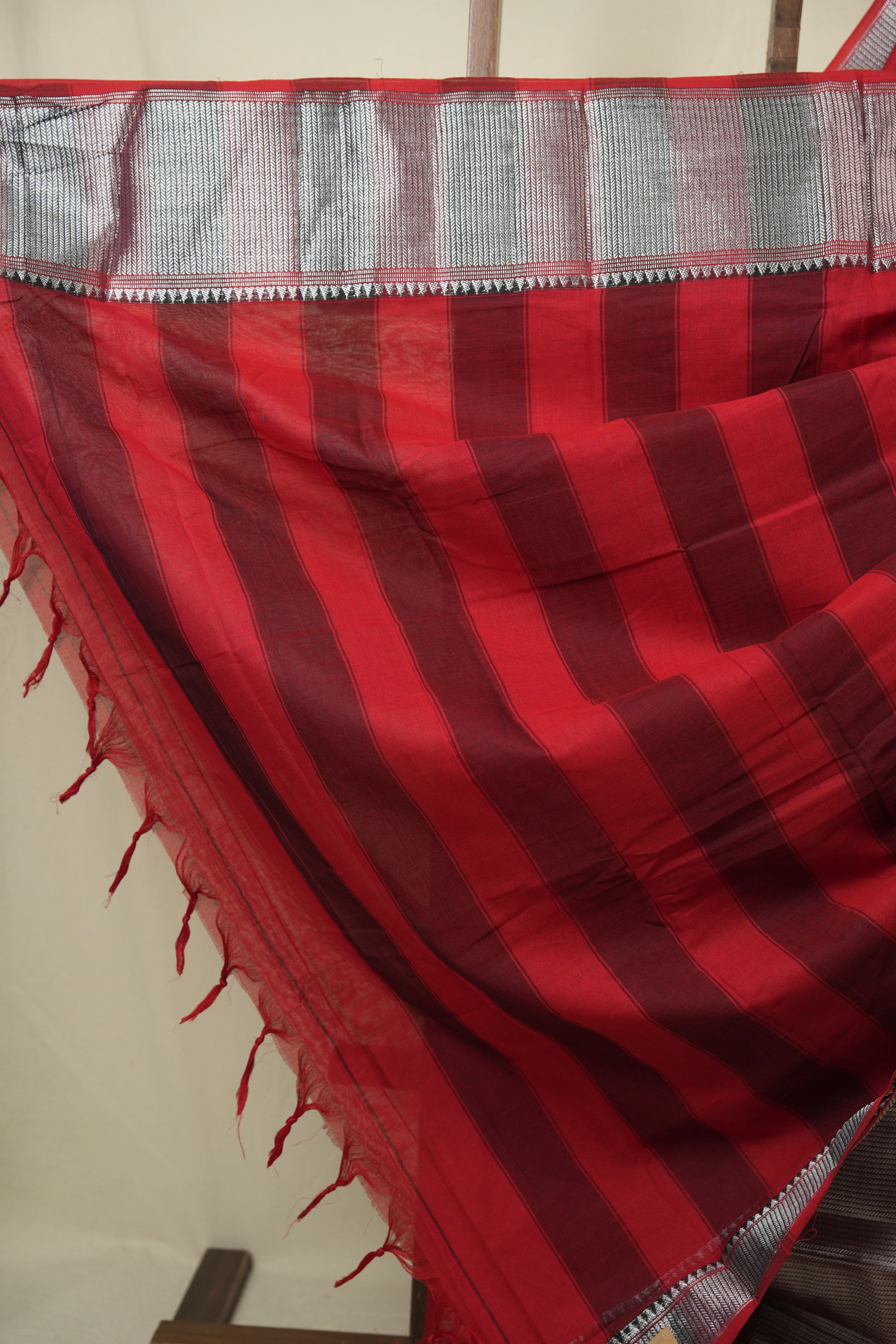 Red Narayan Peth Cotton Saree - SRRNPCS47