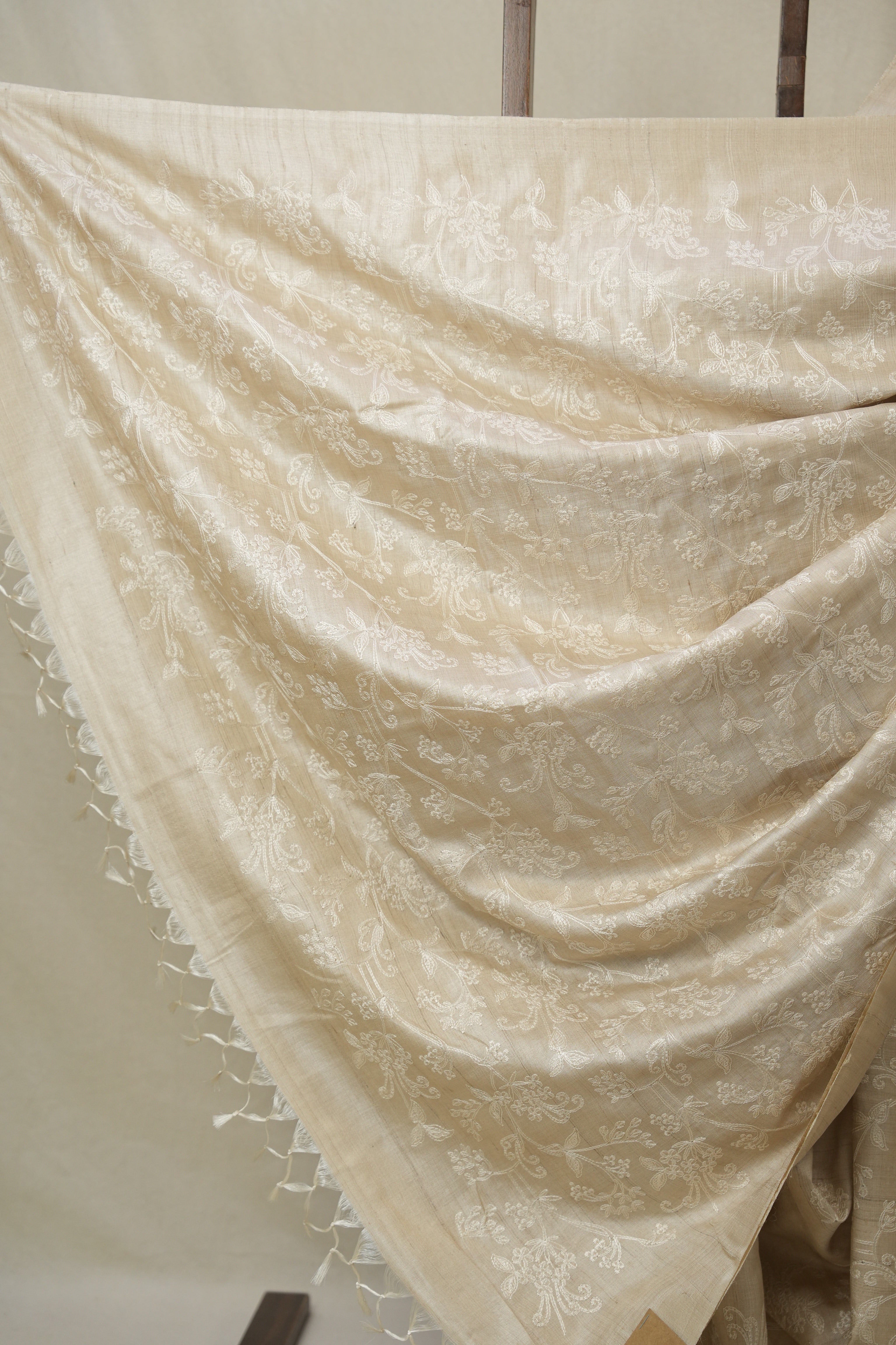 Cream Machine Embroidered Tussar Silk Saree - SRCMETSS1537