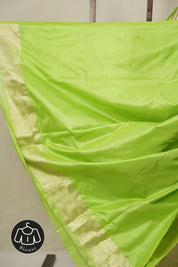 Cream-Parrot Green Banarasi Silk Saree - SRCPGBSS906