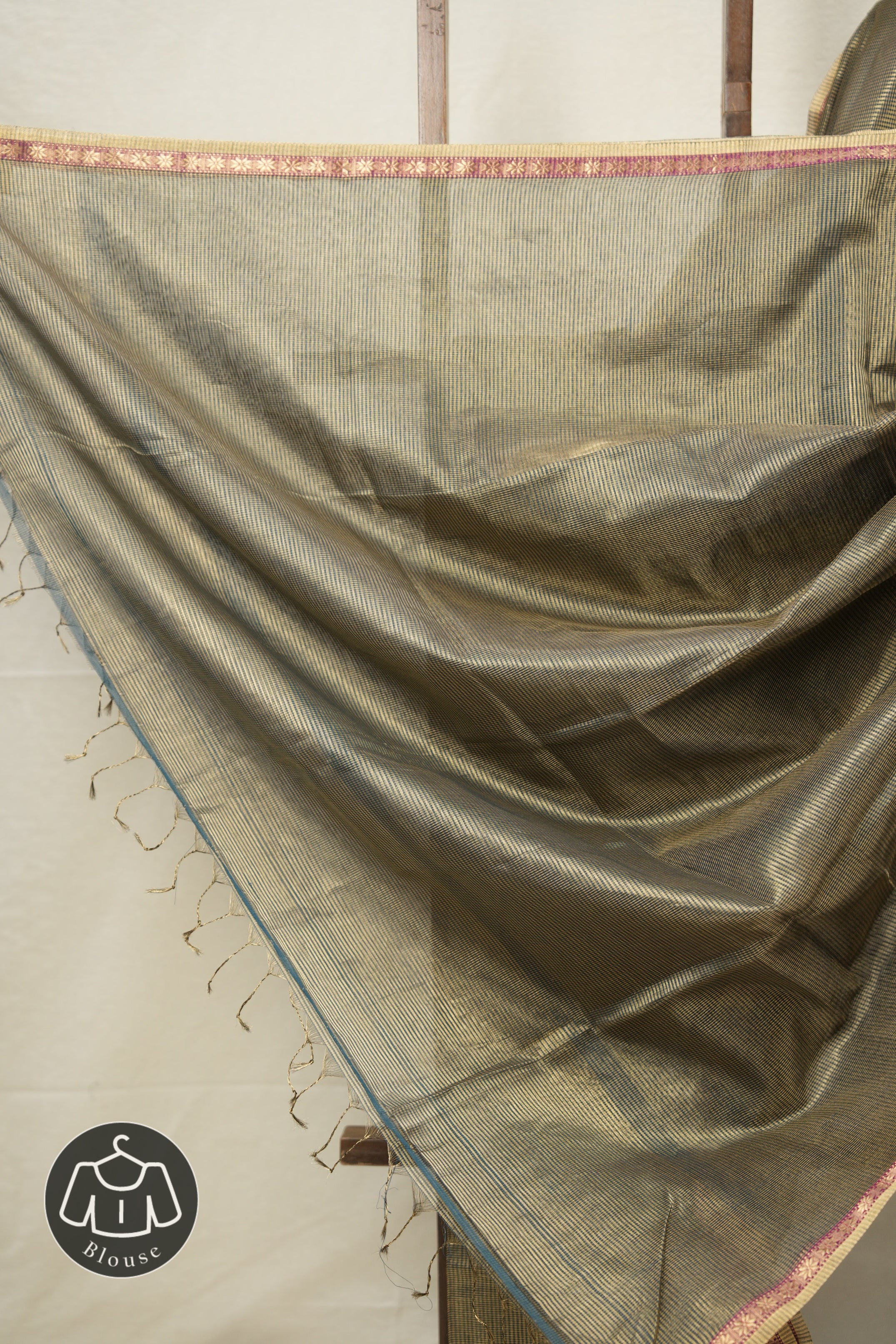 Teal Gold Maheshwari Tissue Saree - SRTGMTS685