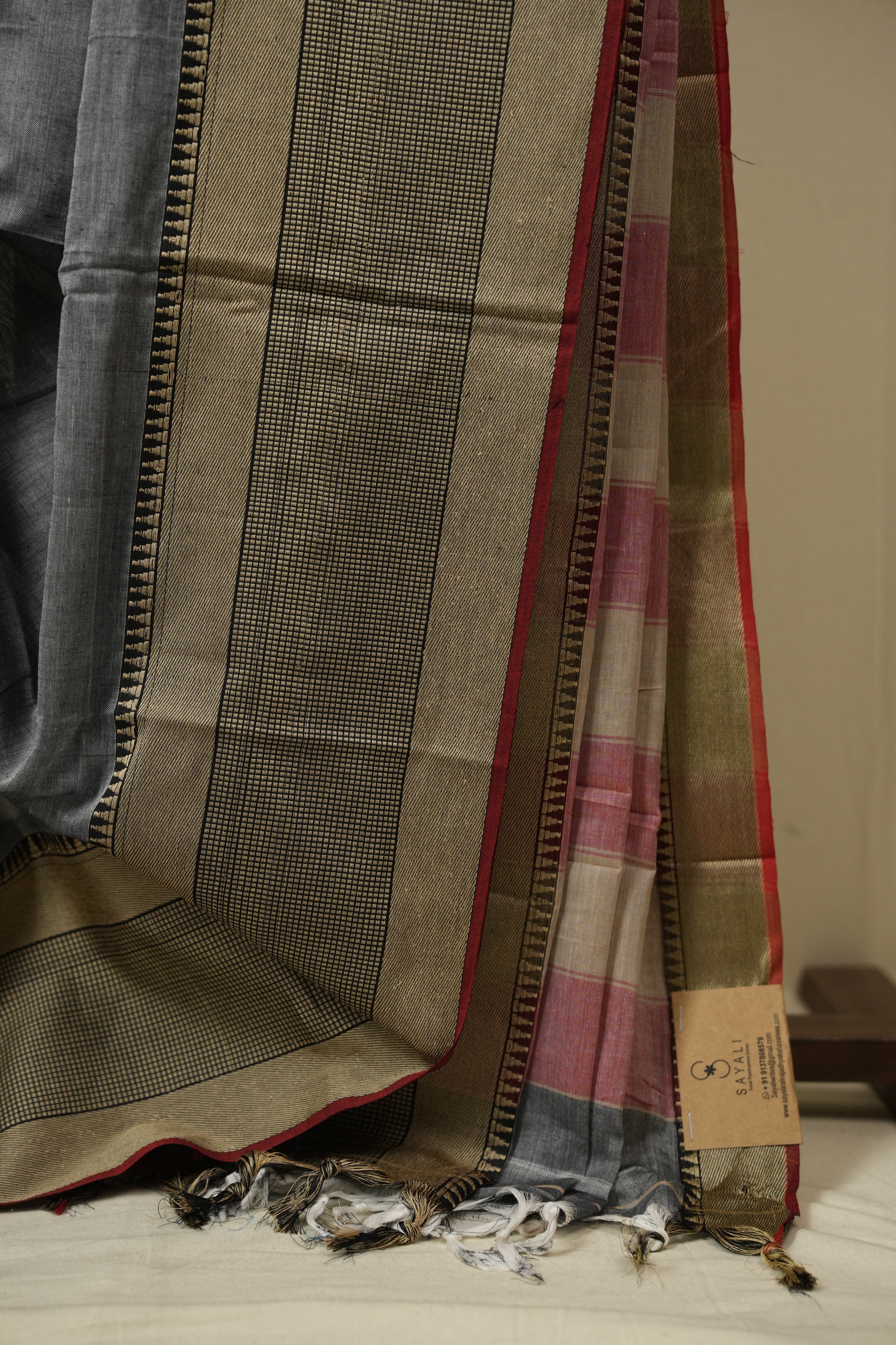 Grey Narayan Peth Cotton Saree - SRGNPCS53