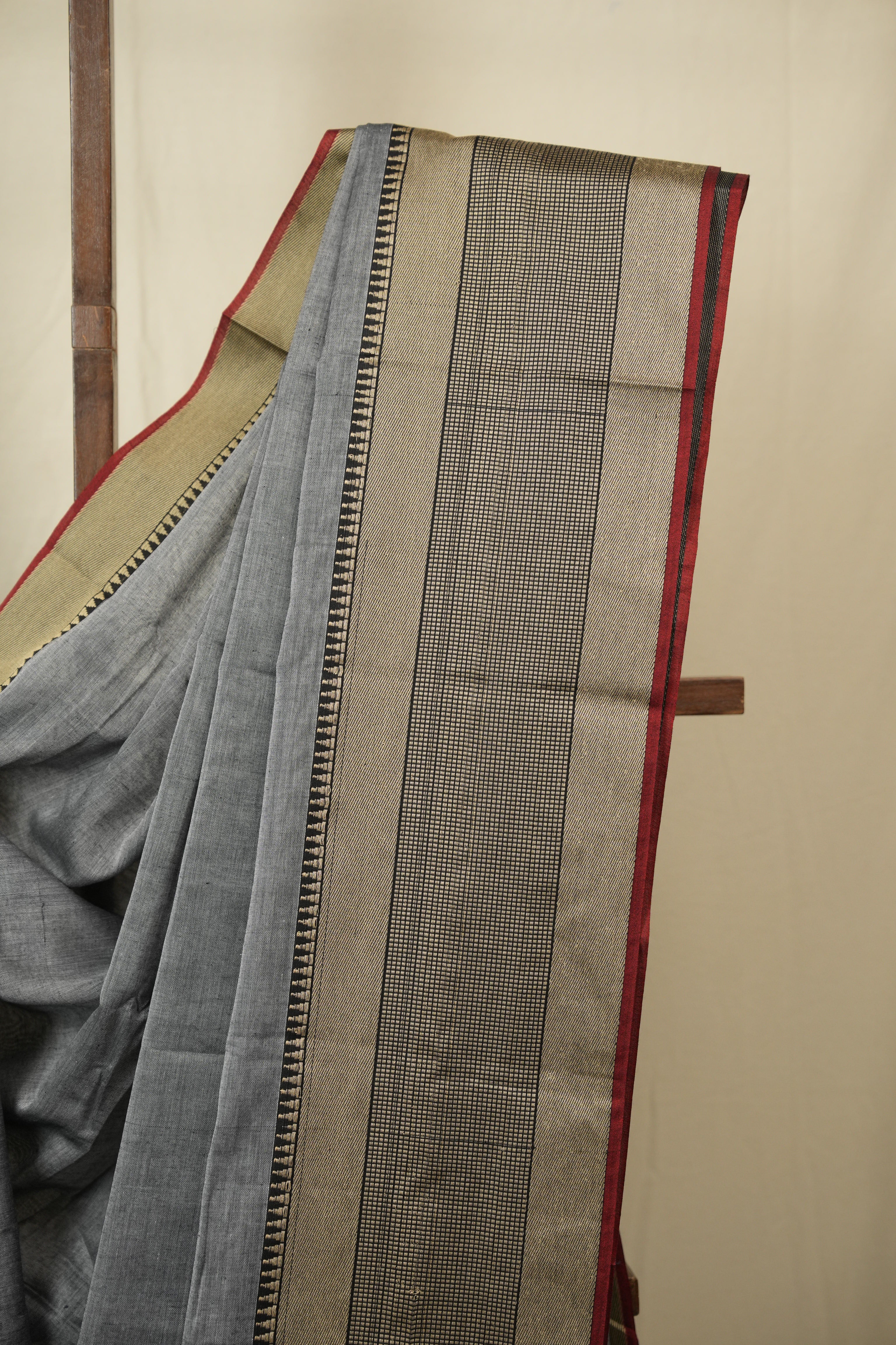 Grey Narayan Peth Cotton Saree - SRGNPCS53