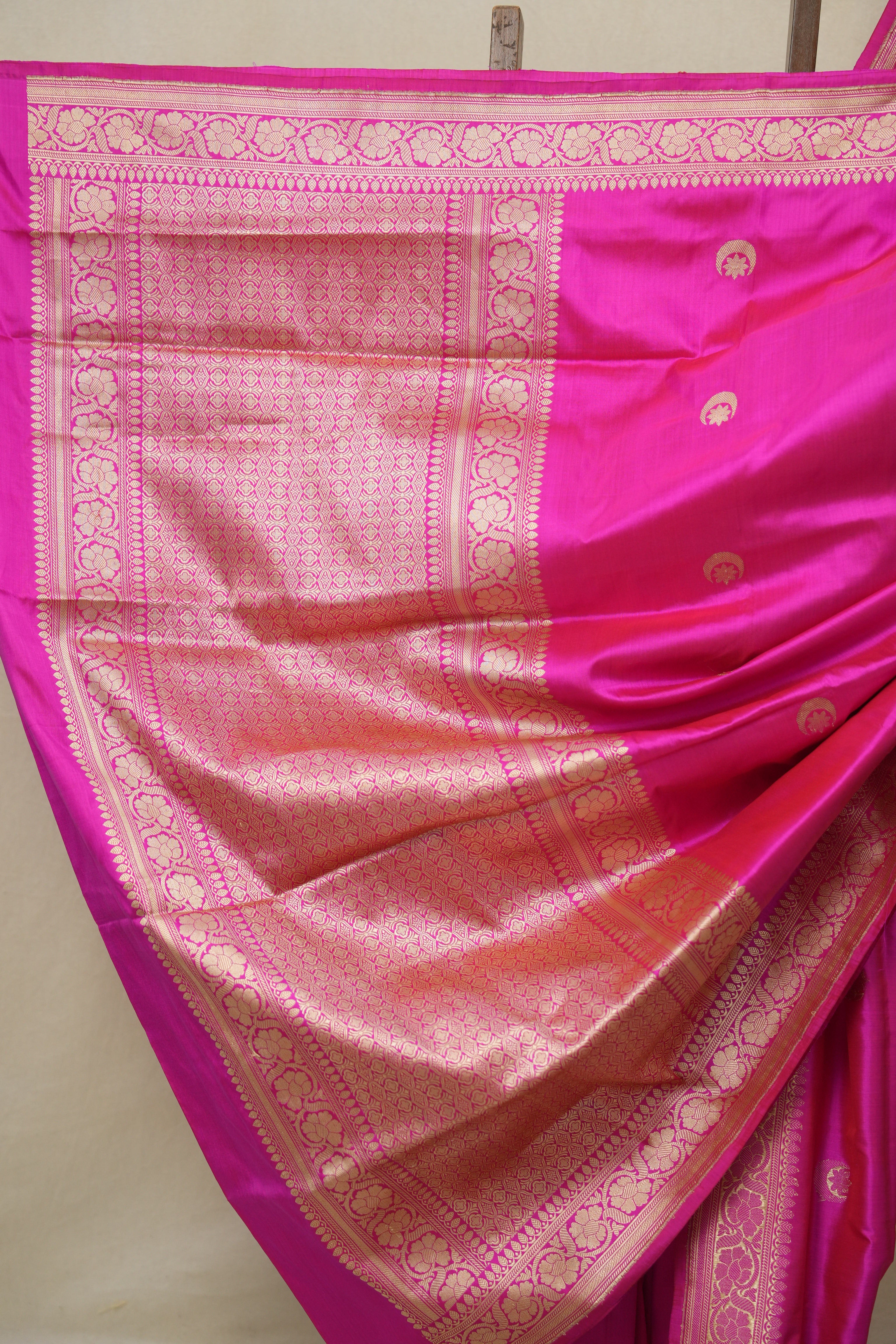 Pink Banarasi Silk Saree - SRPBBSS913