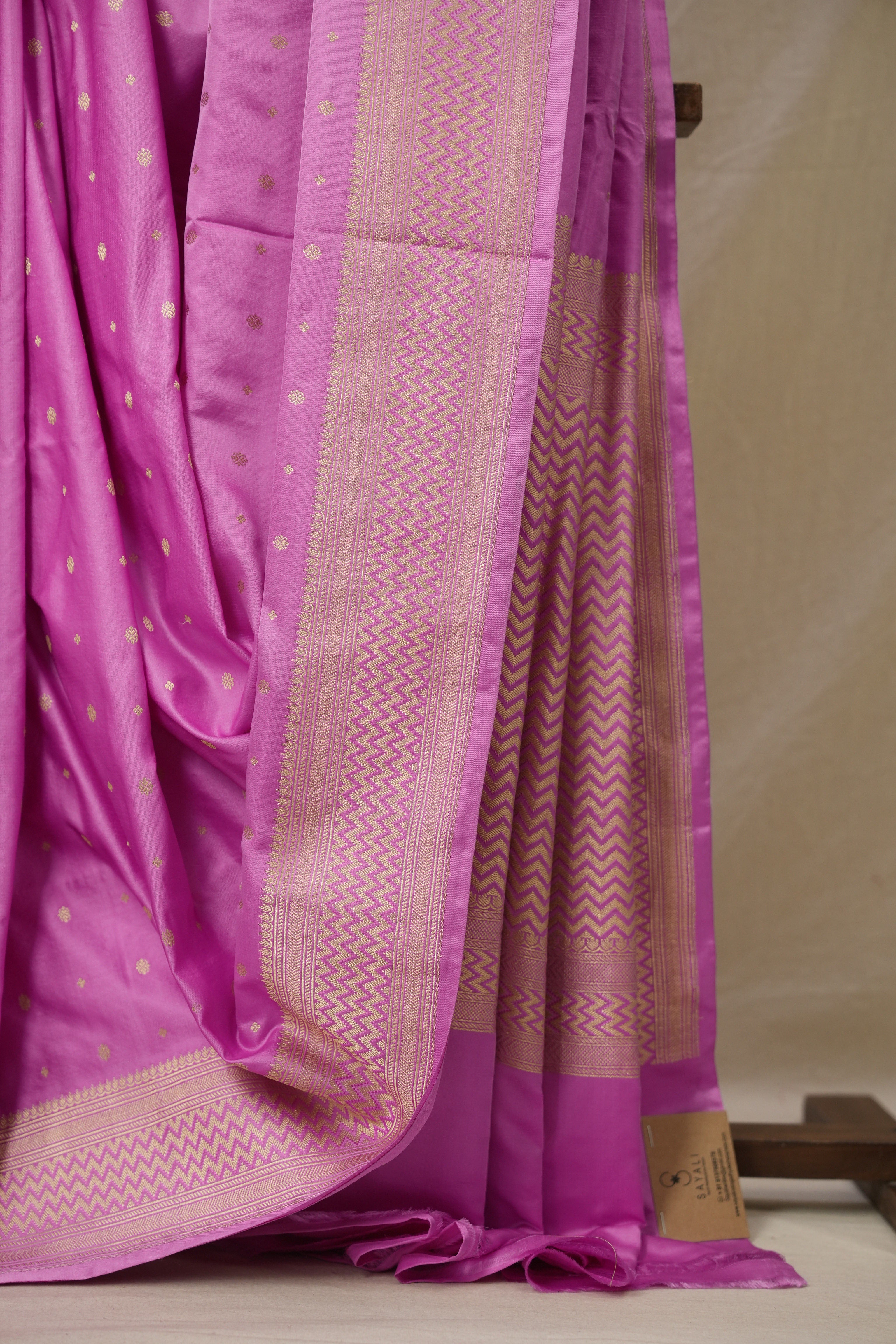 Lavender Pink Banarasi Silk Saree - SRLPBSS910