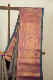 Peacock Green Gadwal Silk Saree - SRPGGSS651