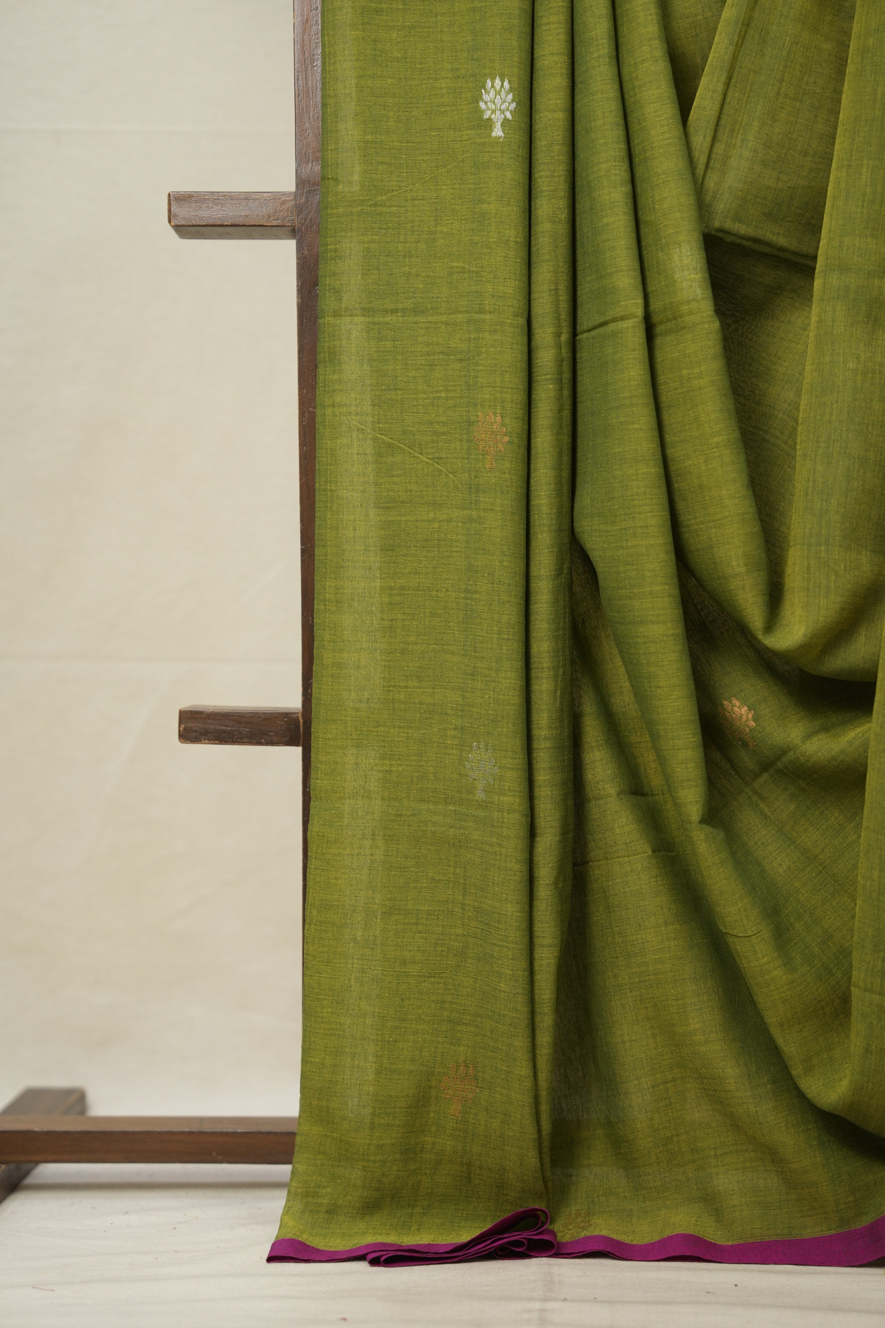 Two Tone Green Bengal Cotton Jamdani Saree - SRTTGBCJS174