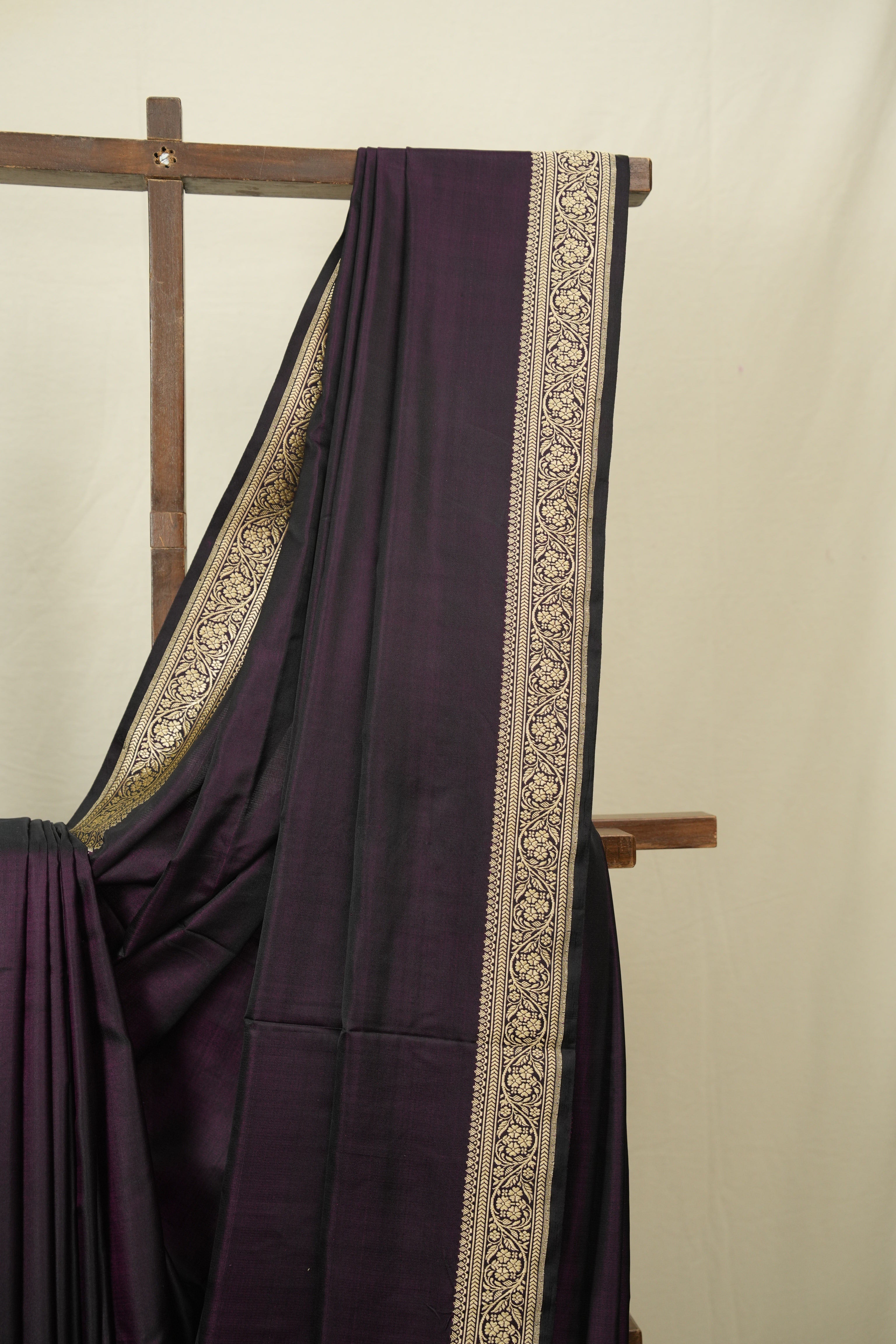 Deep Purple Banarasi Silk Saree - SRDPBSS974